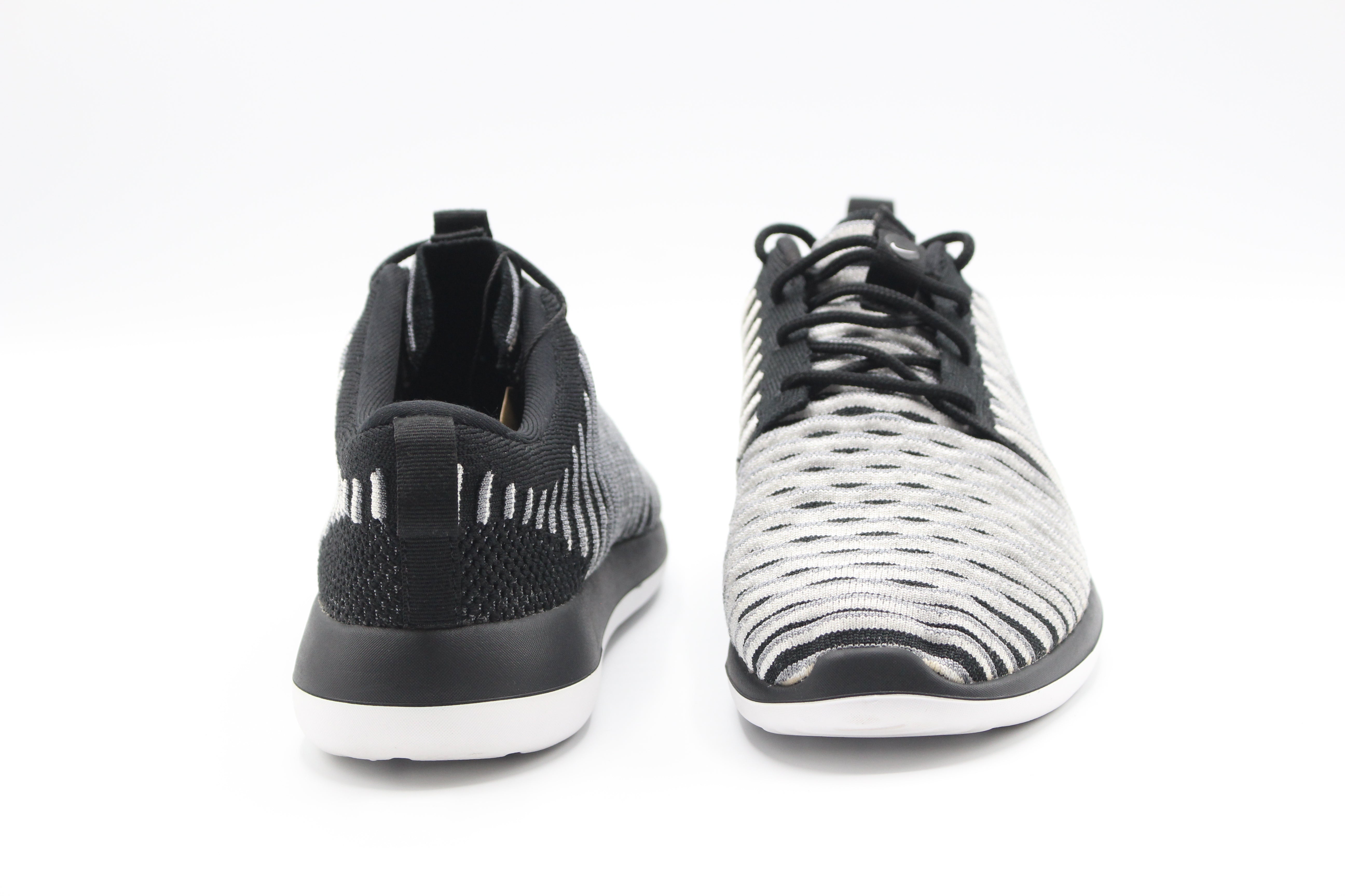 Nike W Roshe Two Flyknit "Black N White" Shoes EUR SIZE 37.5