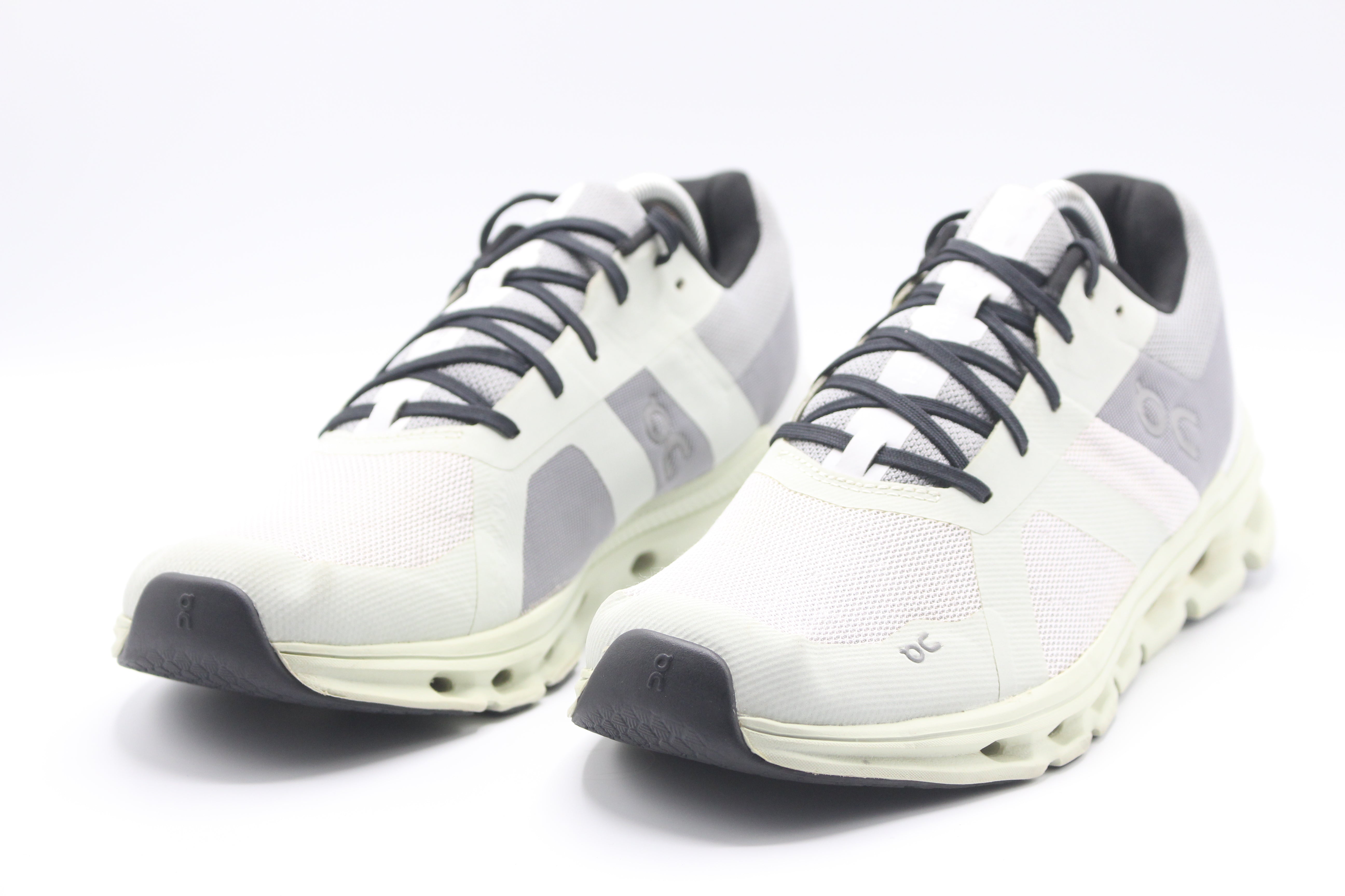 QC ON RUNNING Shoes for Women EUR SIZE 43