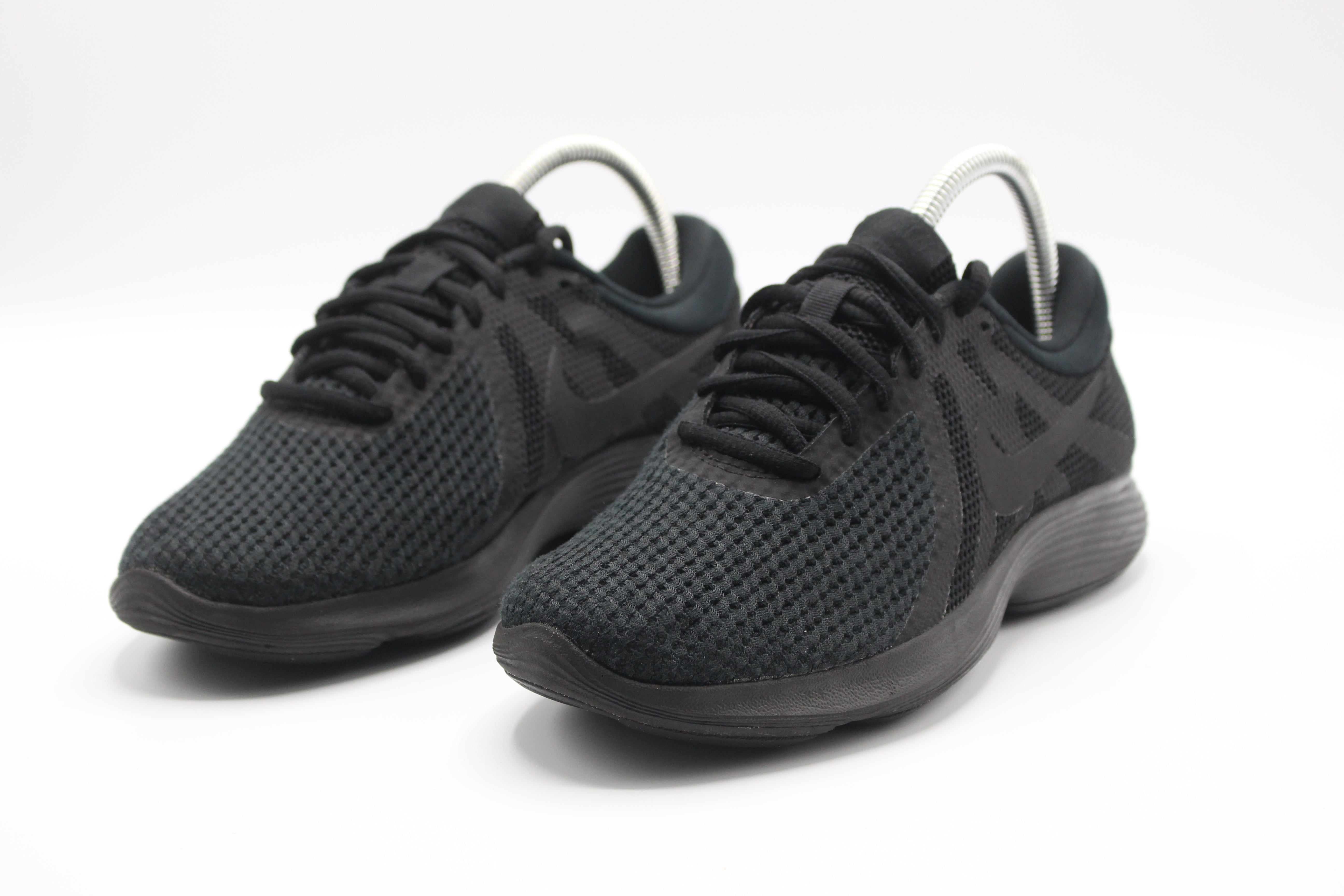 Nike Revolution 4 Running Shoes            EUR SIZE 38