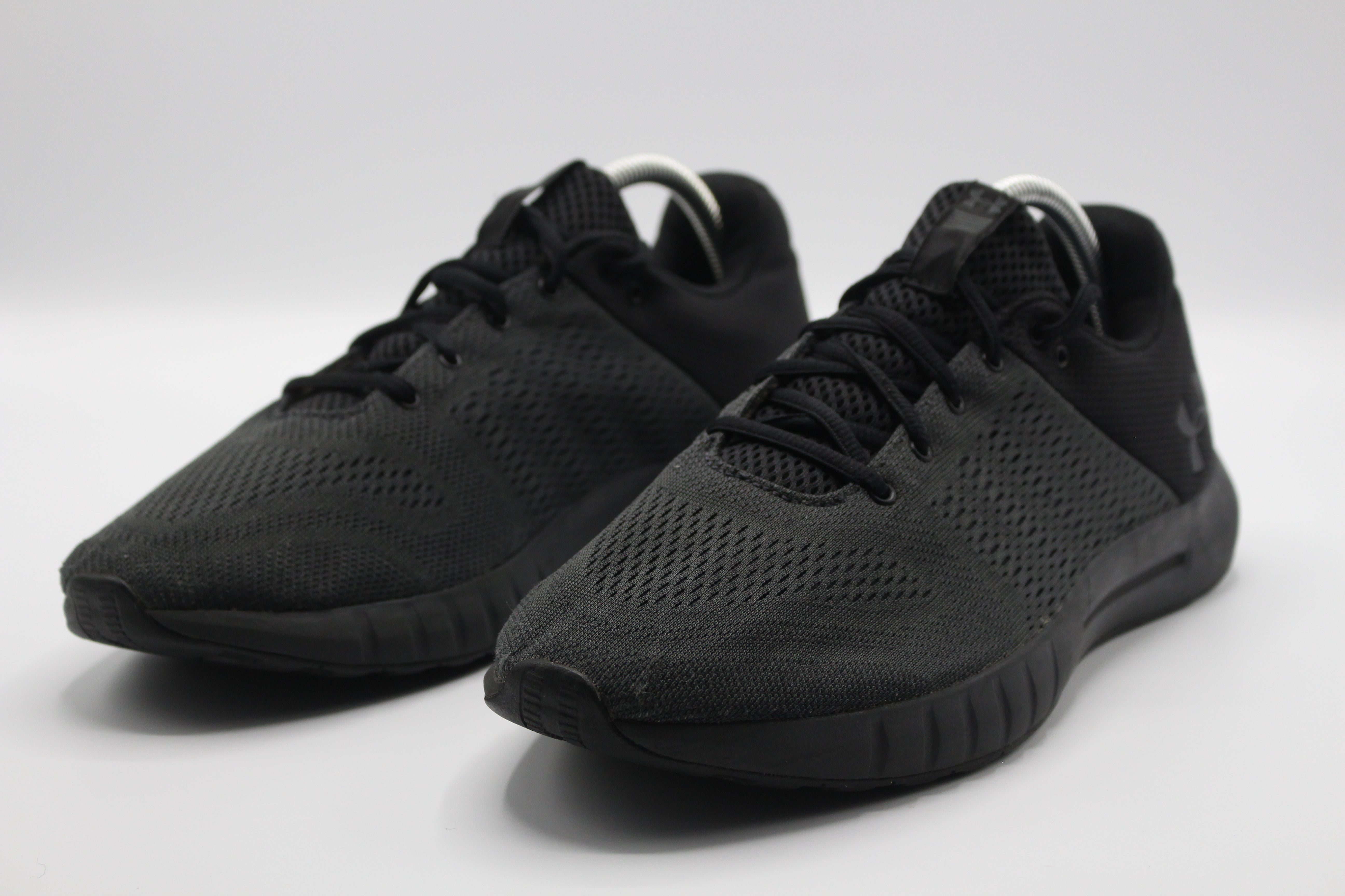 UNDER ARMOUR Reewalk Men Premium Black Sports shoes EUR SIZE 43