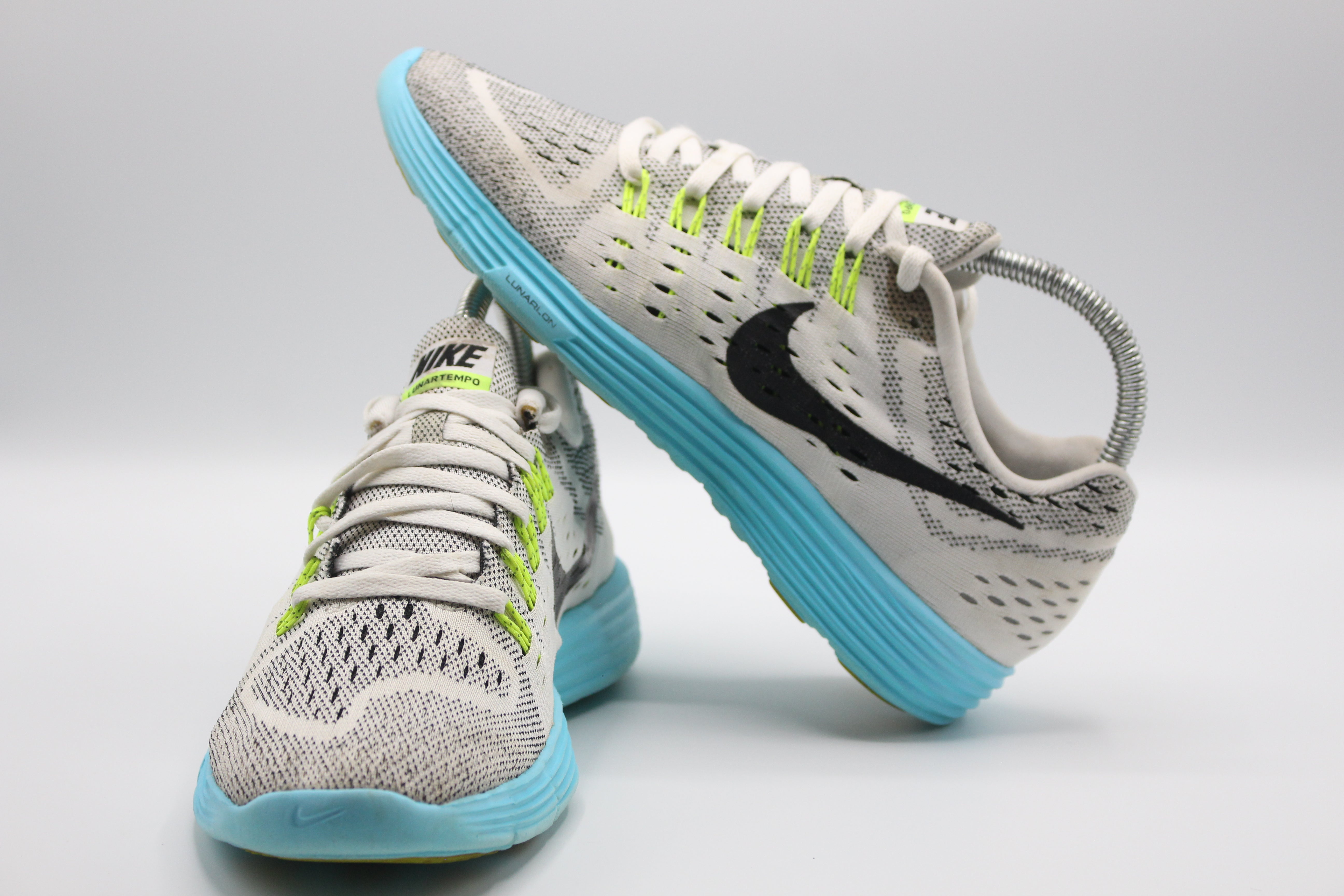 Nike Women's WMNS Lunar Tempo Shoes EUR SIZE 38.5