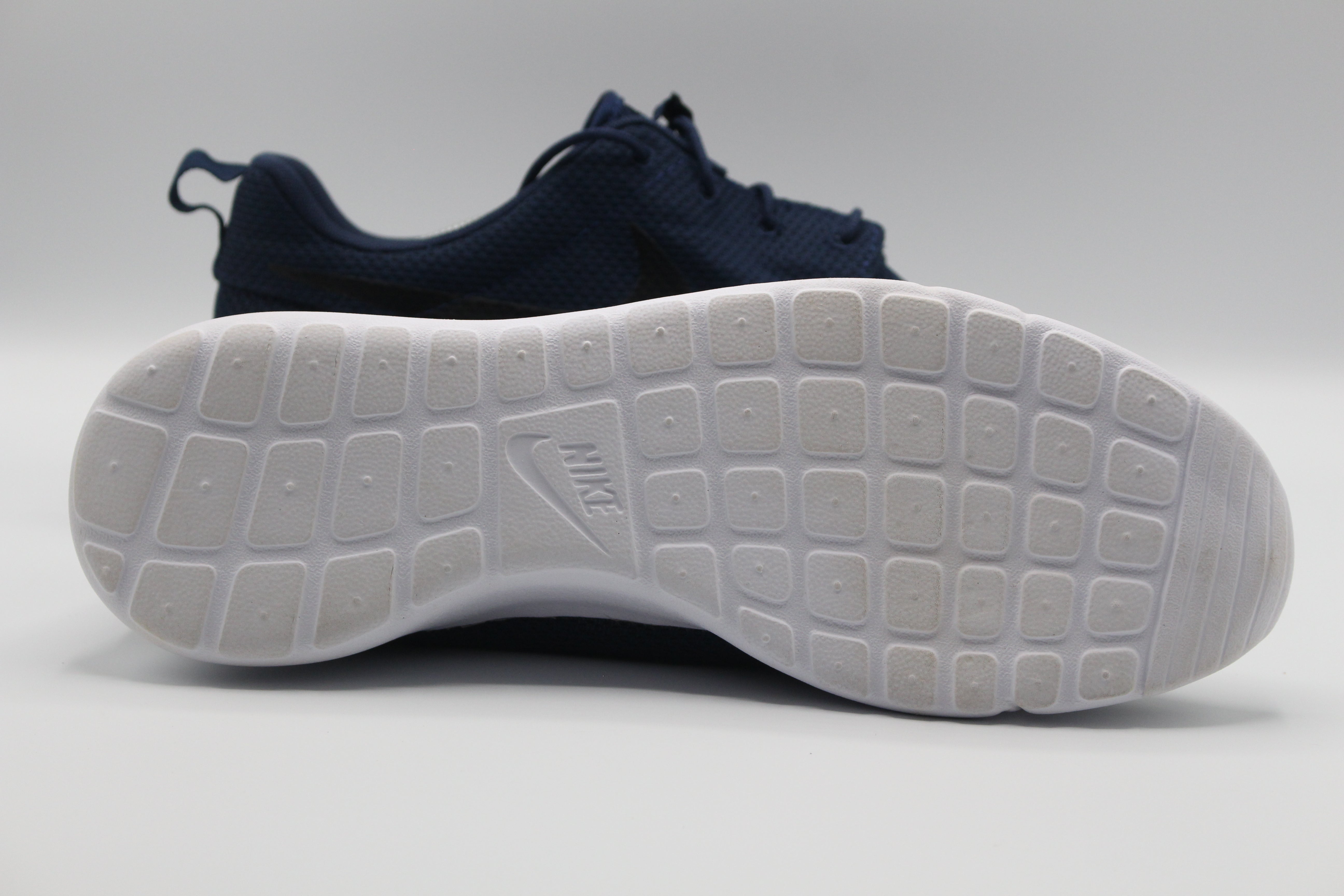 NIKE ROSHE ONE  RUN ART  NO 08