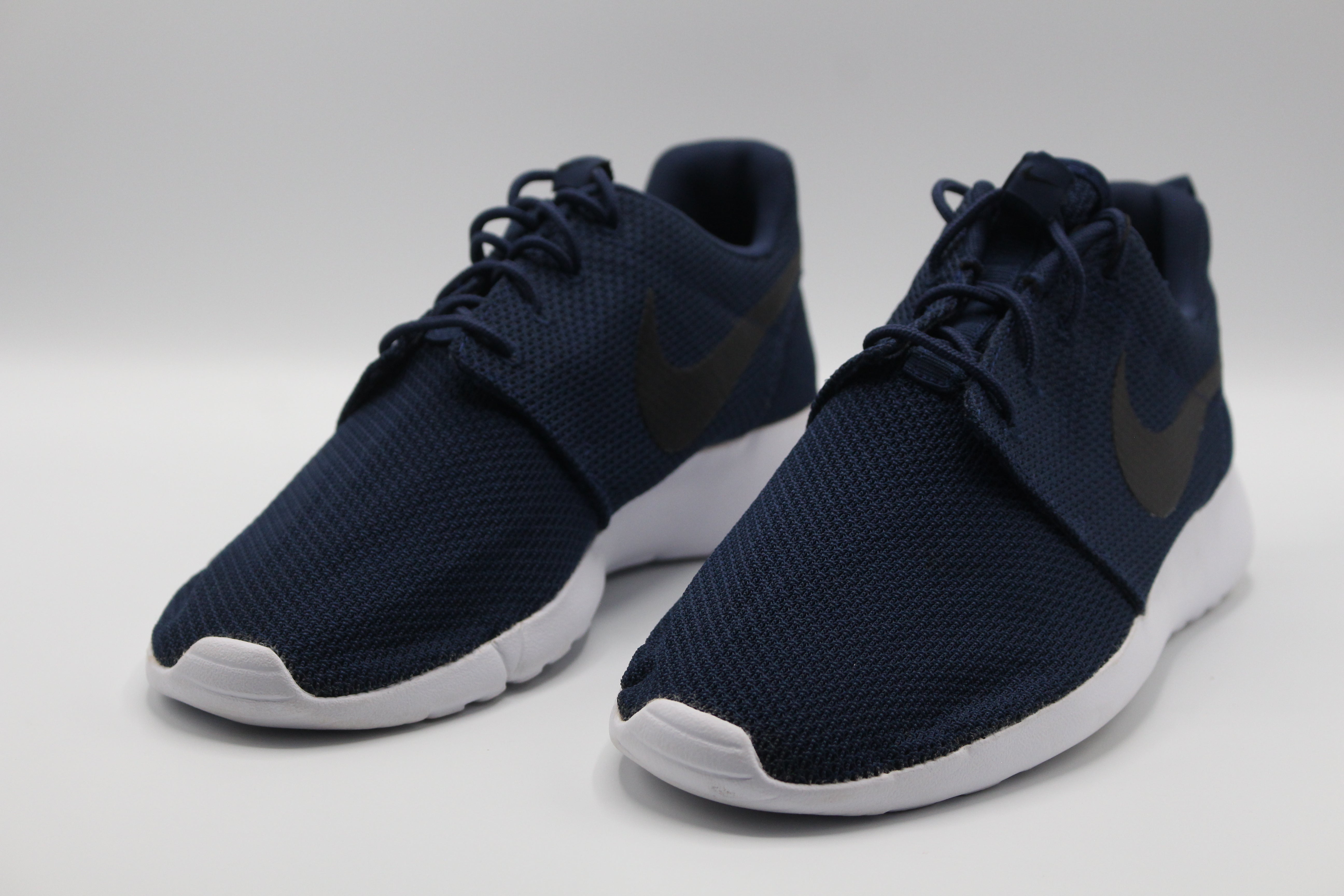 NIKE ROSHE ONE  RUN ART  NO 08