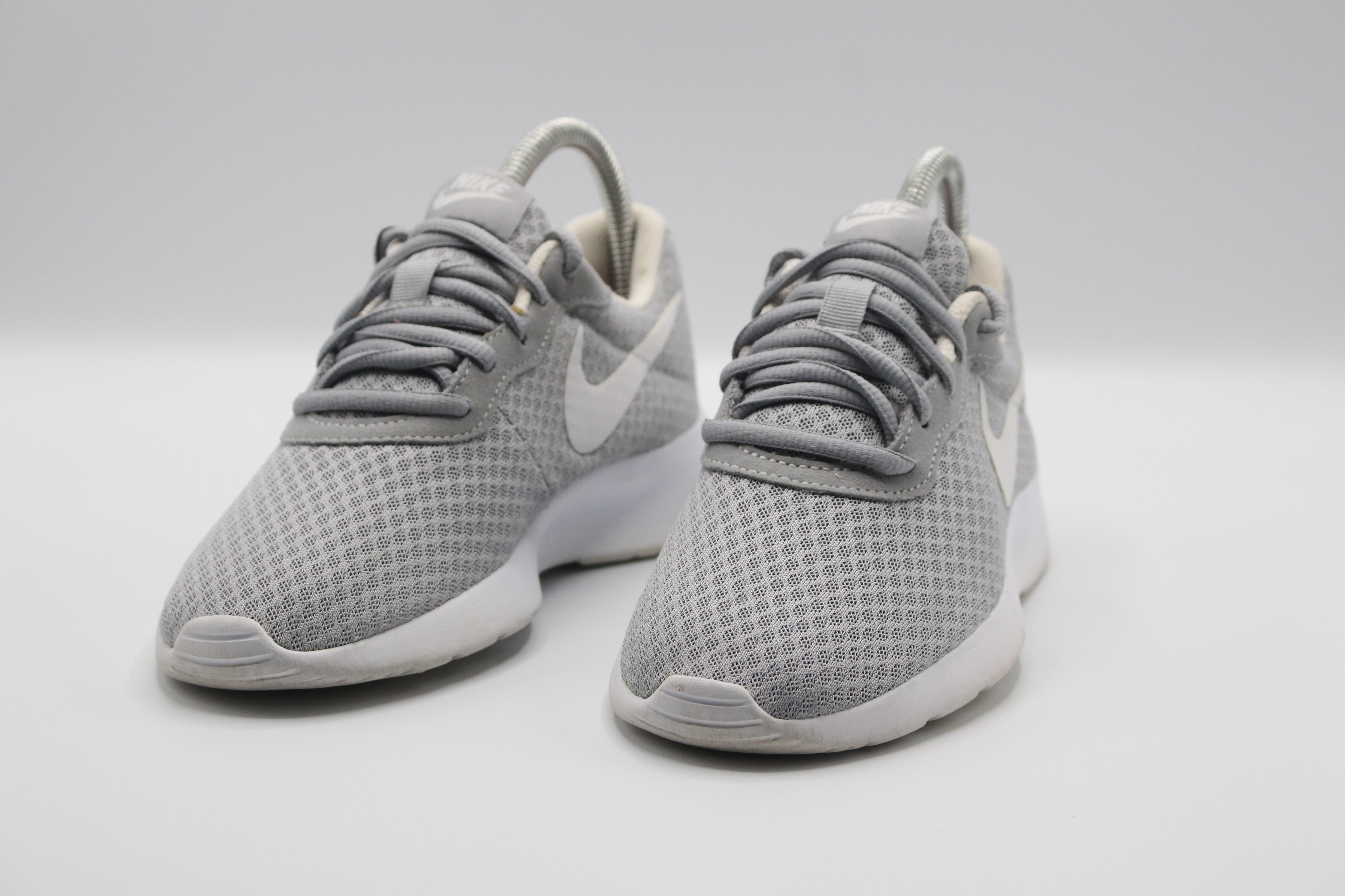 Nike Tanjun Shoes - 812655-010         EUR SIZE 36.5