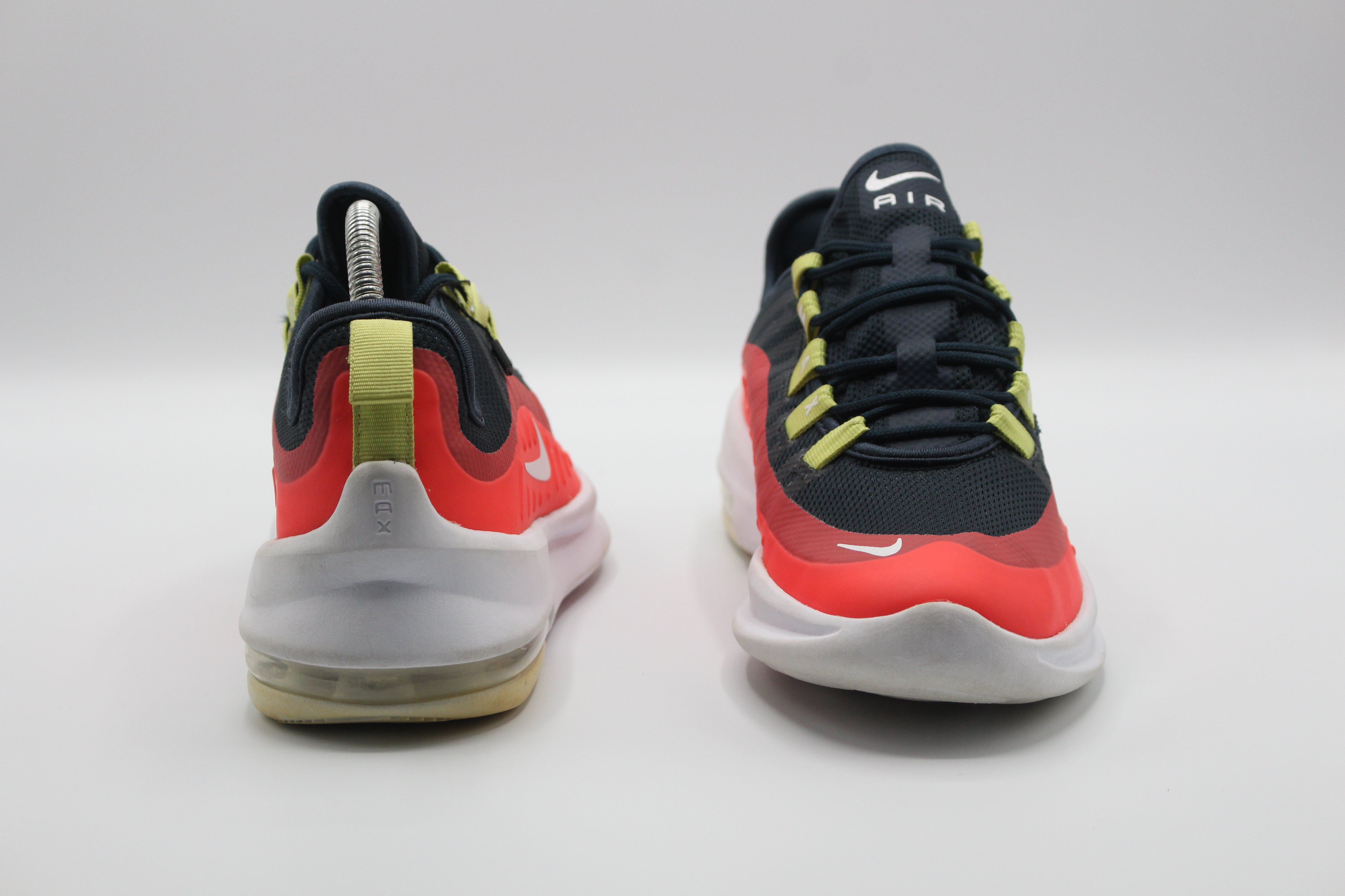 NIKE AIR ART SHOES            EUR SIZE 40
