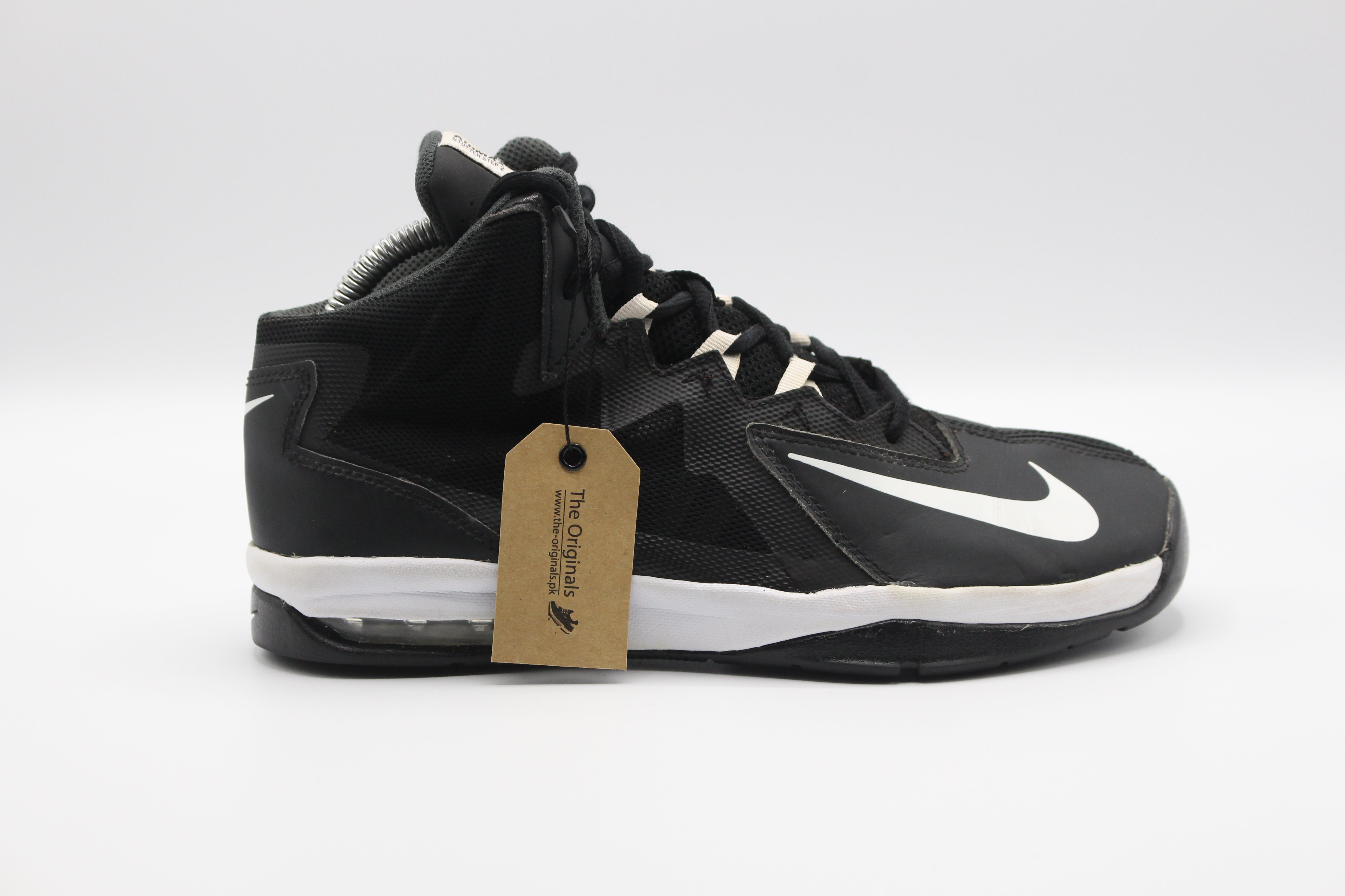 Nike Team Hustle D7 Basketball Shoes EUR SIZE 39