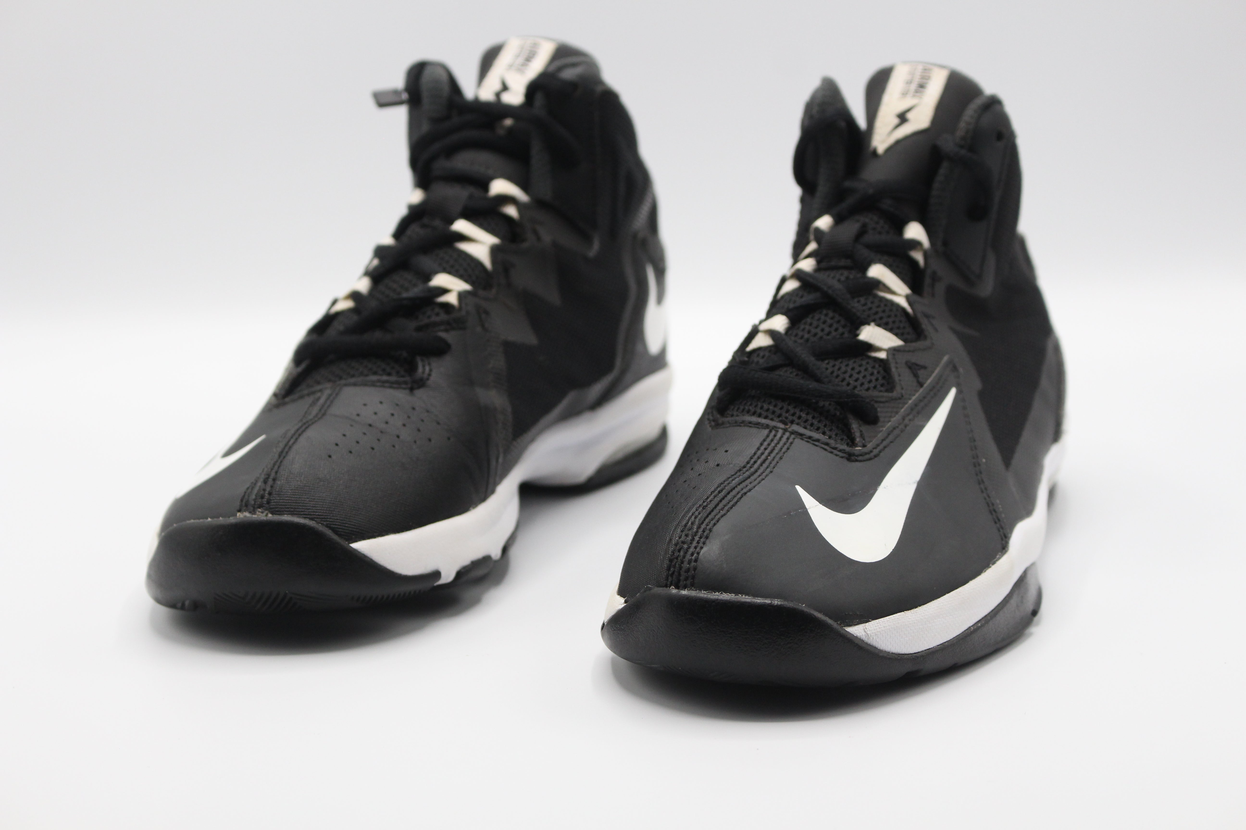 Nike Team Hustle D7 Basketball Shoes EUR SIZE 39