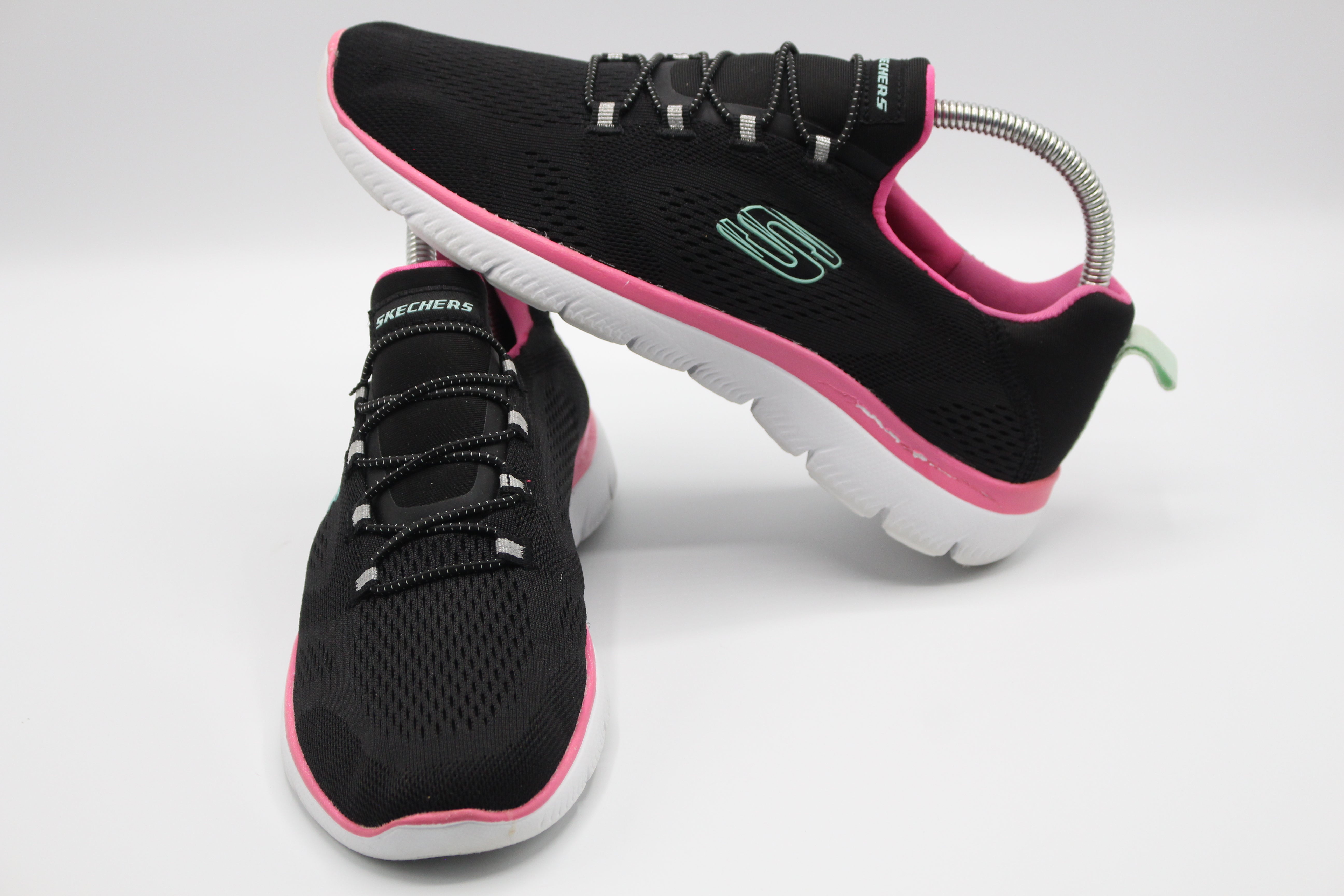 SKECHERS Summit Perfect Views 149523-BKHP Shoes         EUR SIZE 36.5