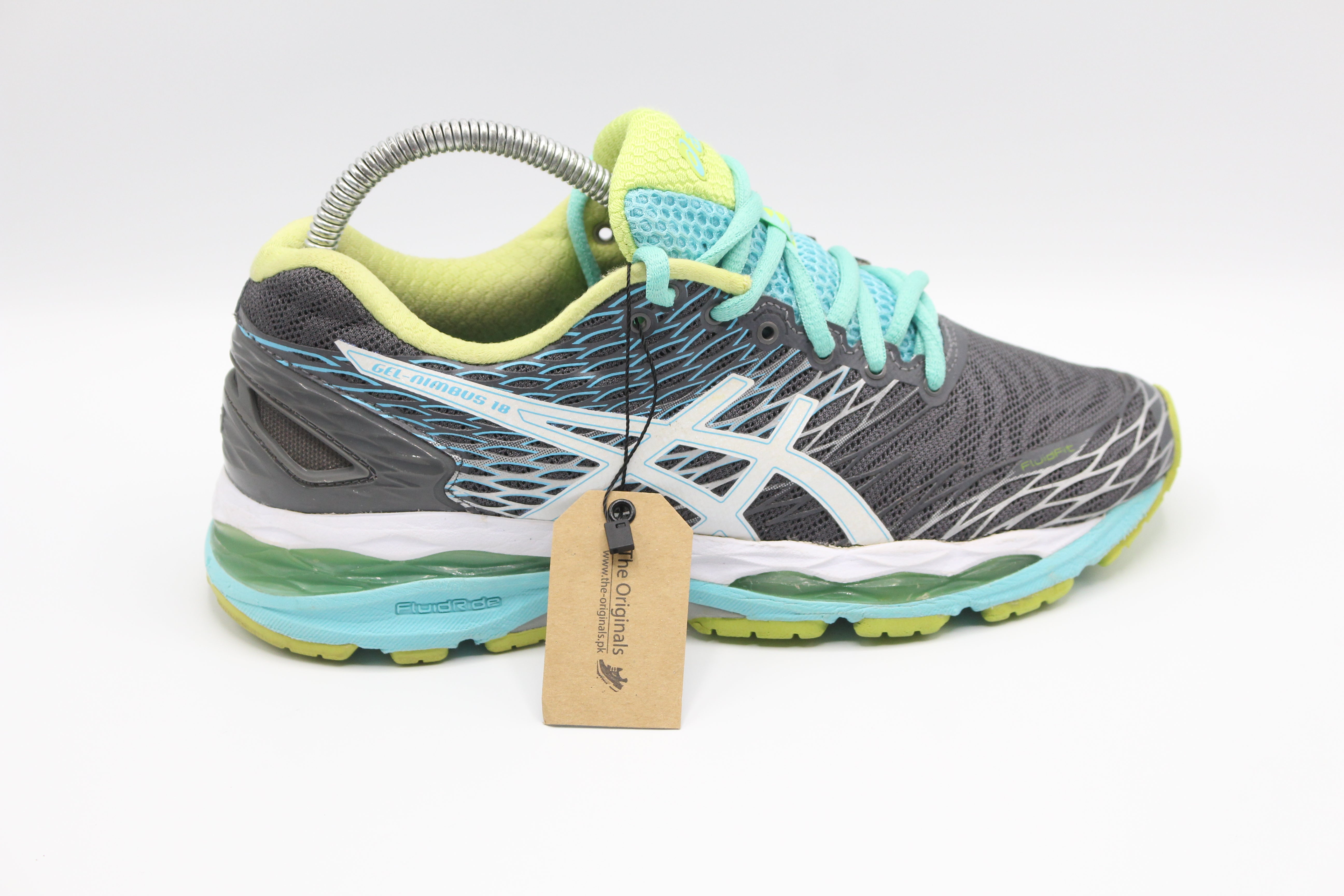 ASICS Women's Gel-Nimbus 18 Running Shoe       EUR SIZE  38