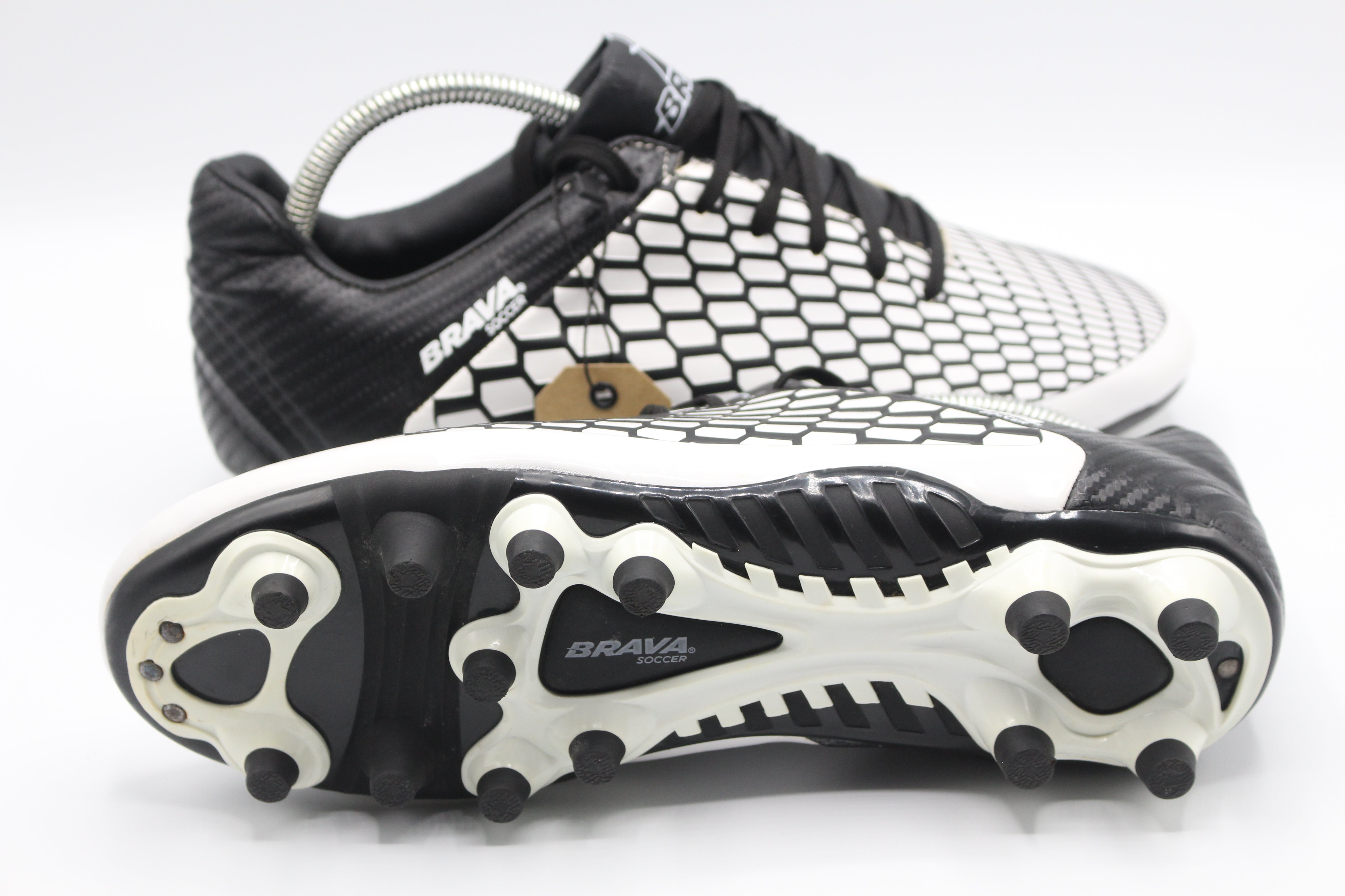 Brava Soccer Men's Shoe Size EUR SIZE 40