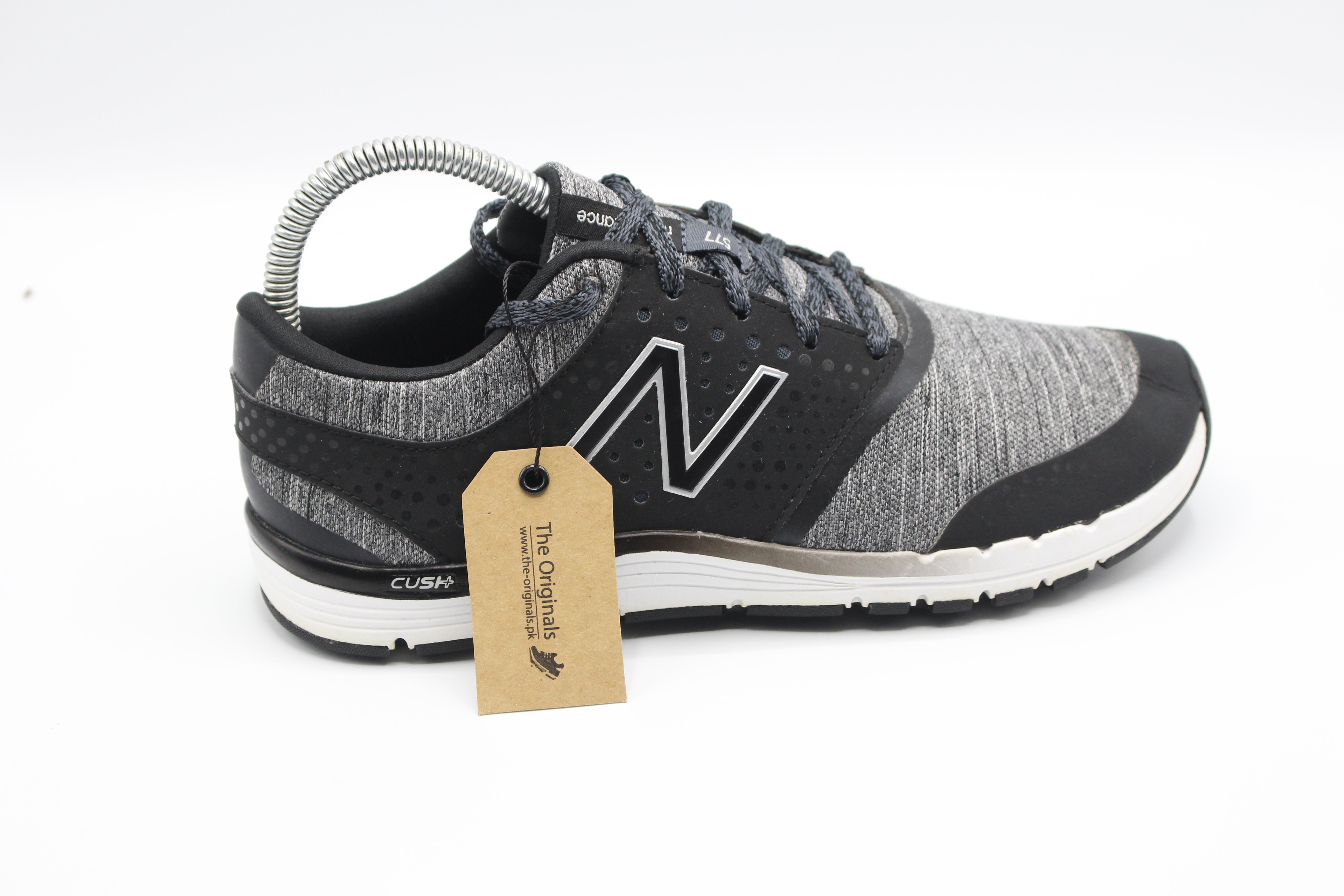 New Balance 577 Training Shoes EUR SIZE 37.5
