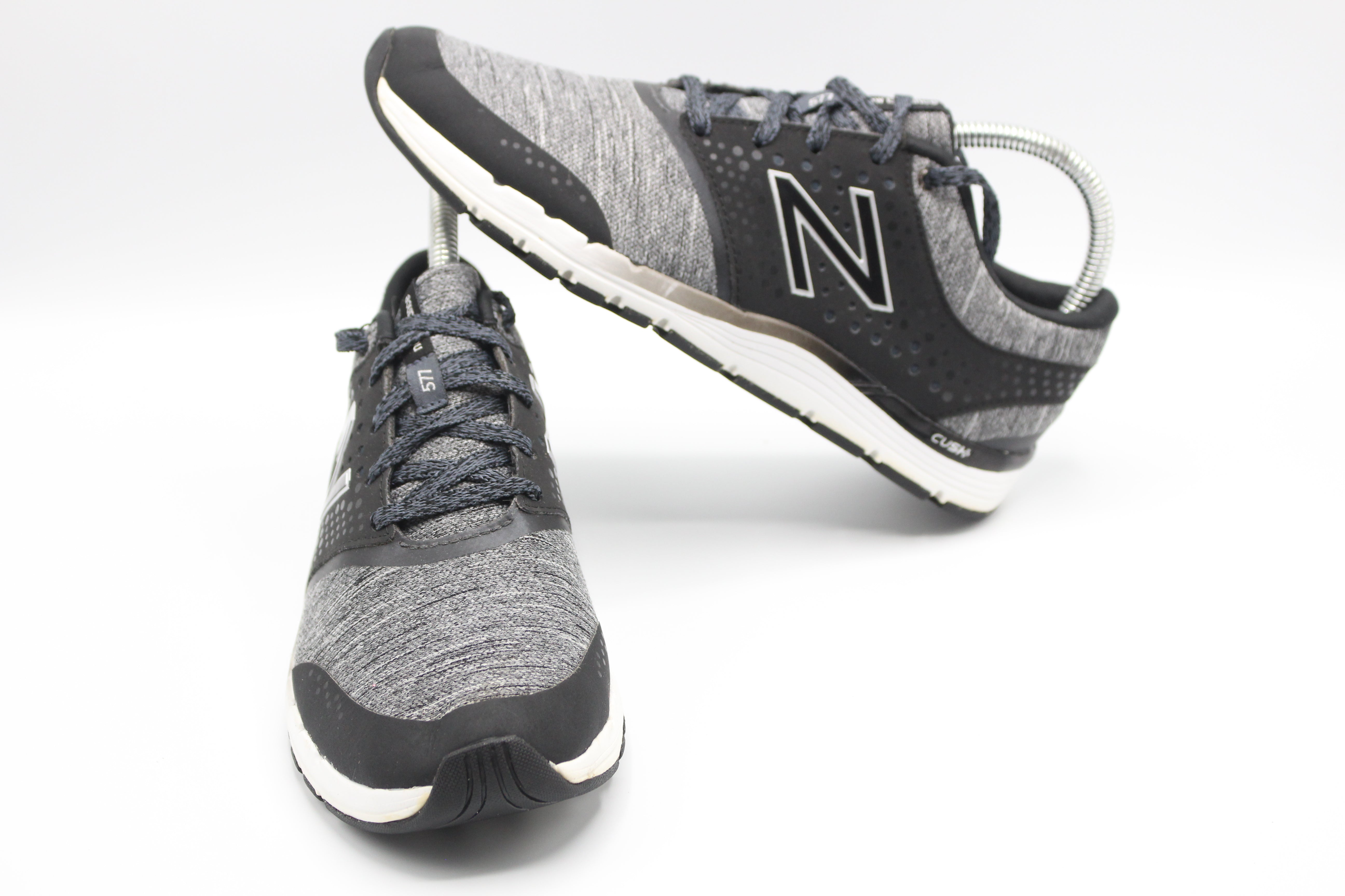 New Balance 577 Training Shoes EUR SIZE 37.5