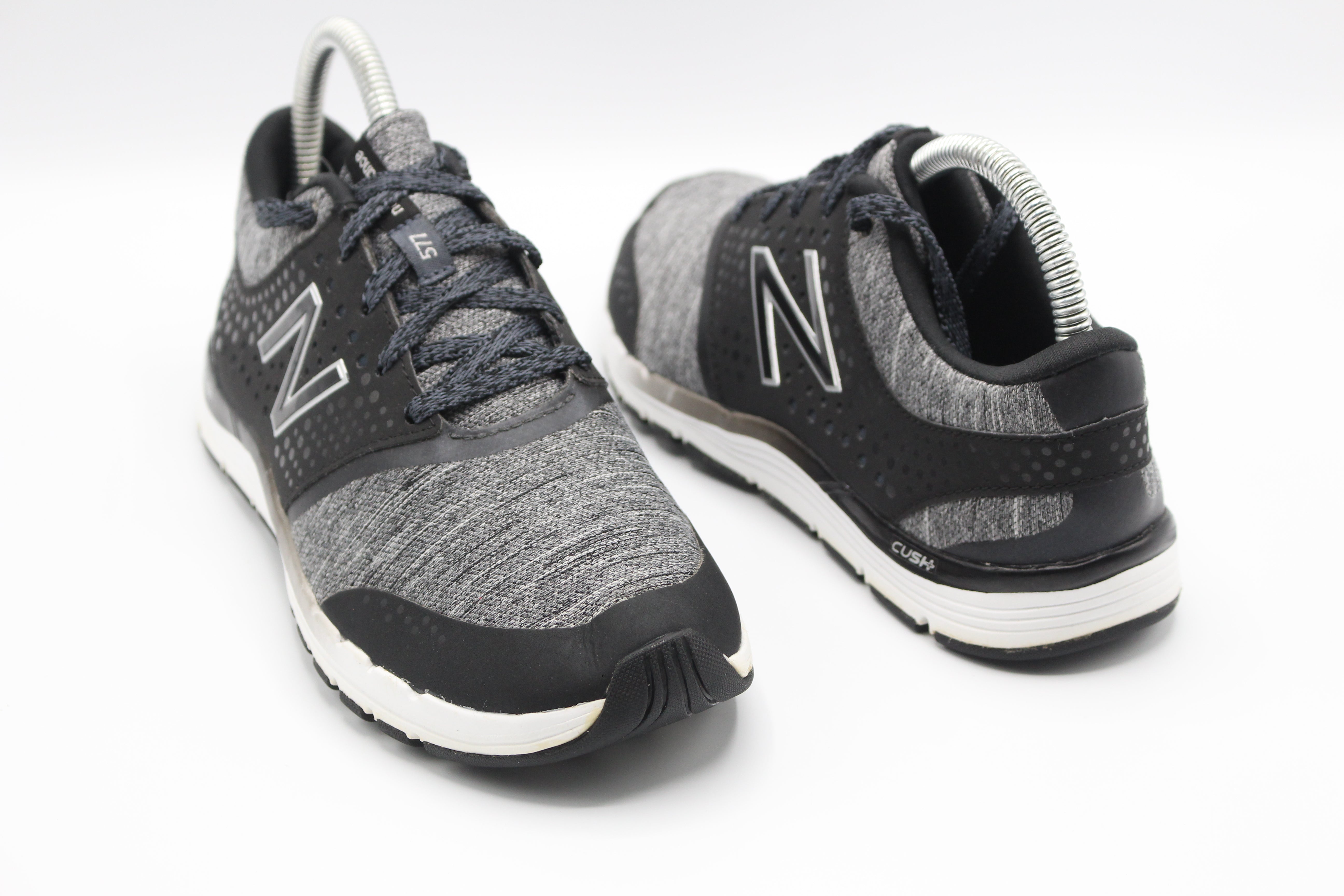 New Balance 577 Training Shoes EUR SIZE 37.5