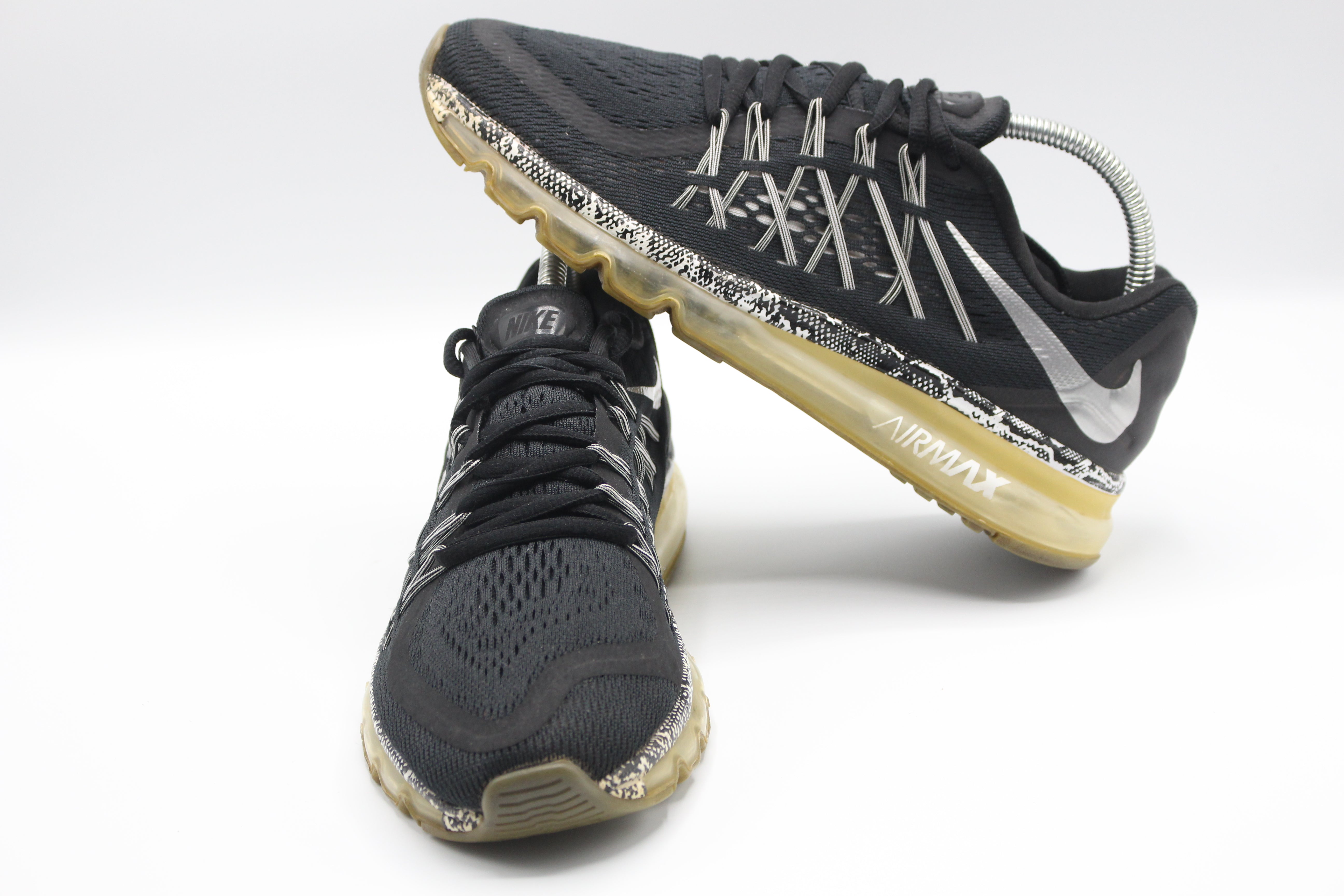 NIKE Air Max 2017 Black White Shoes              EUR SIZE 40