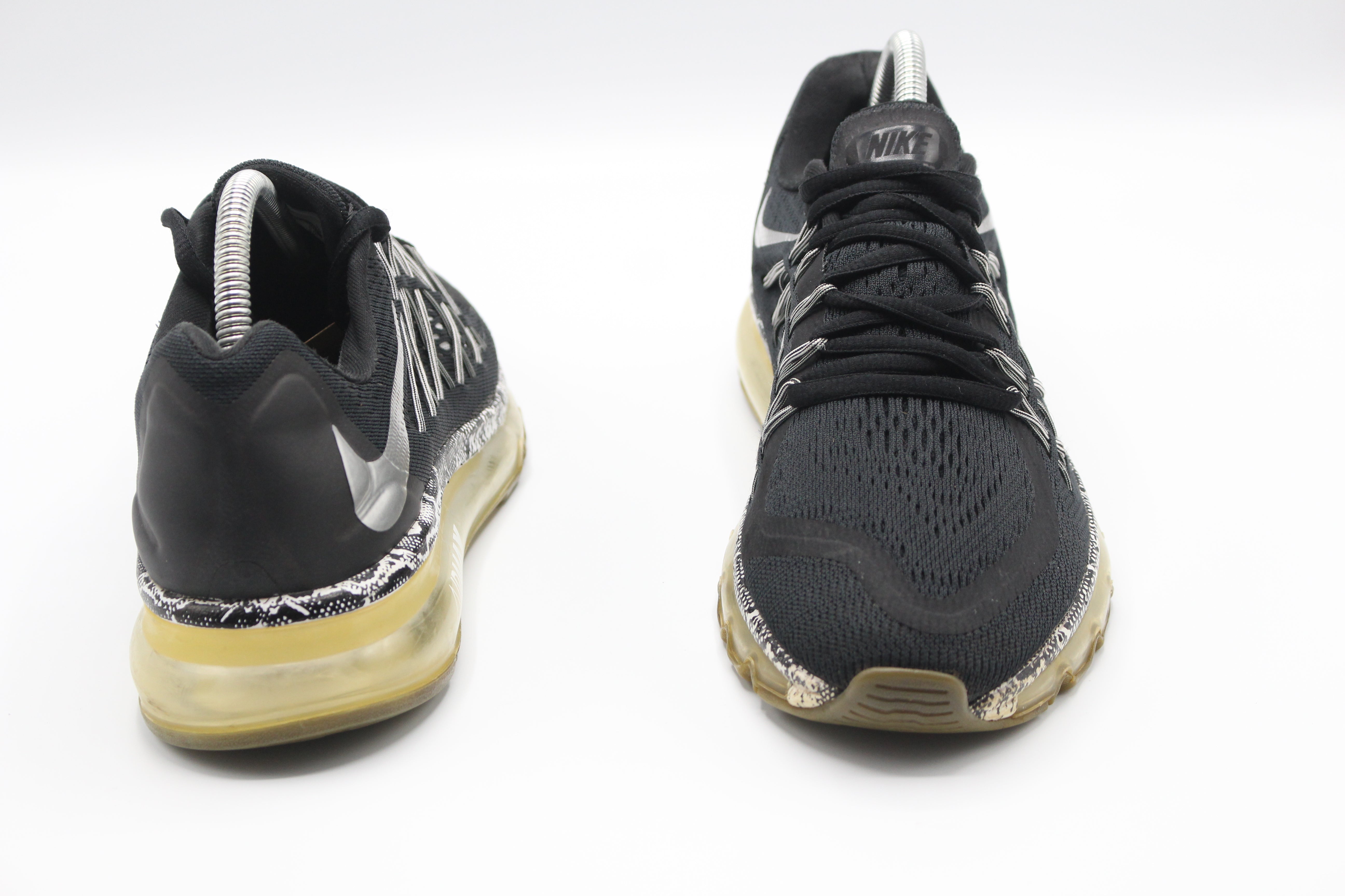 NIKE Air Max 2017 Black White Shoes              EUR SIZE 40