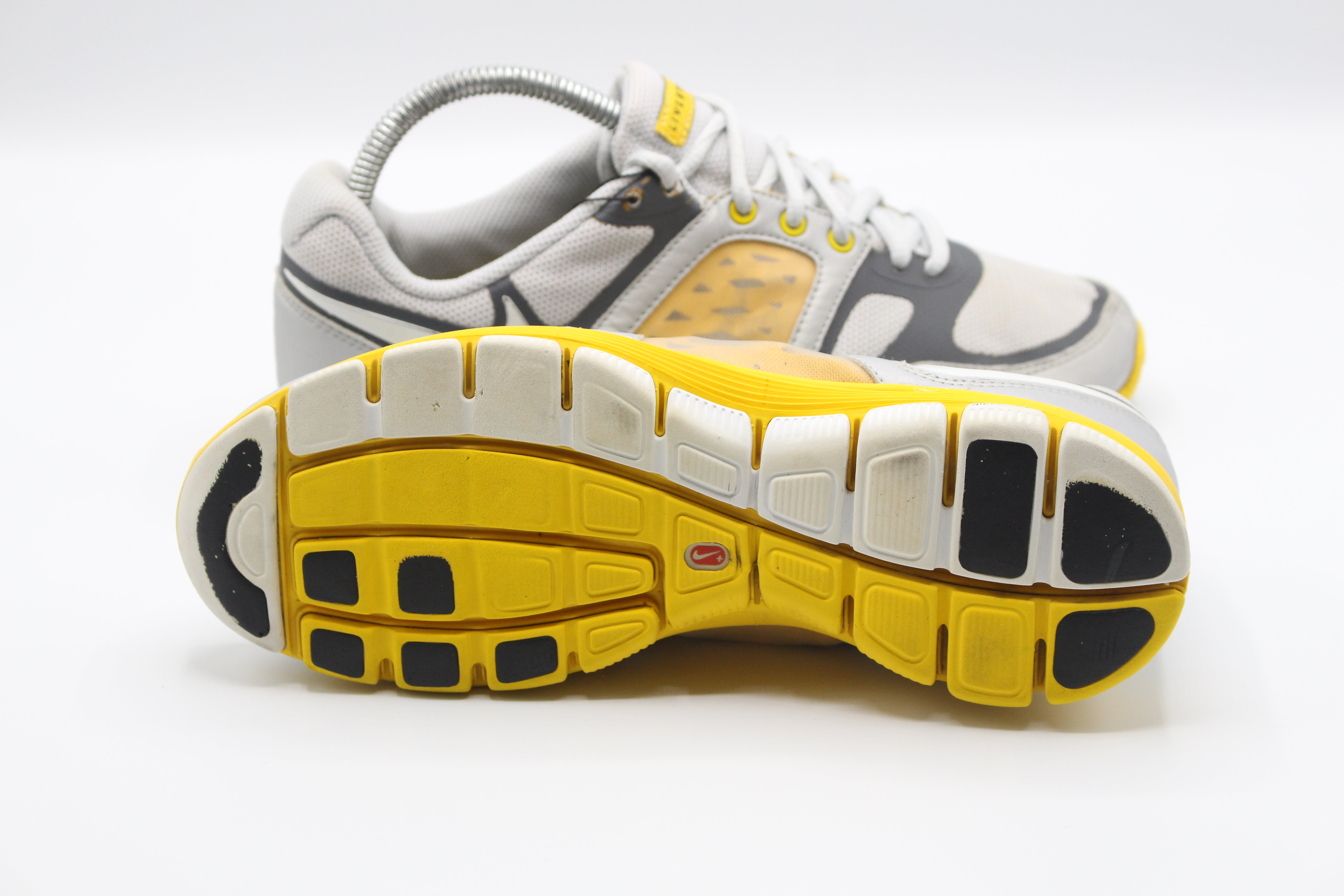 Nike Sportswear ZOOM VOMERO 5 Trainers Shoes          EUR SIZE 38