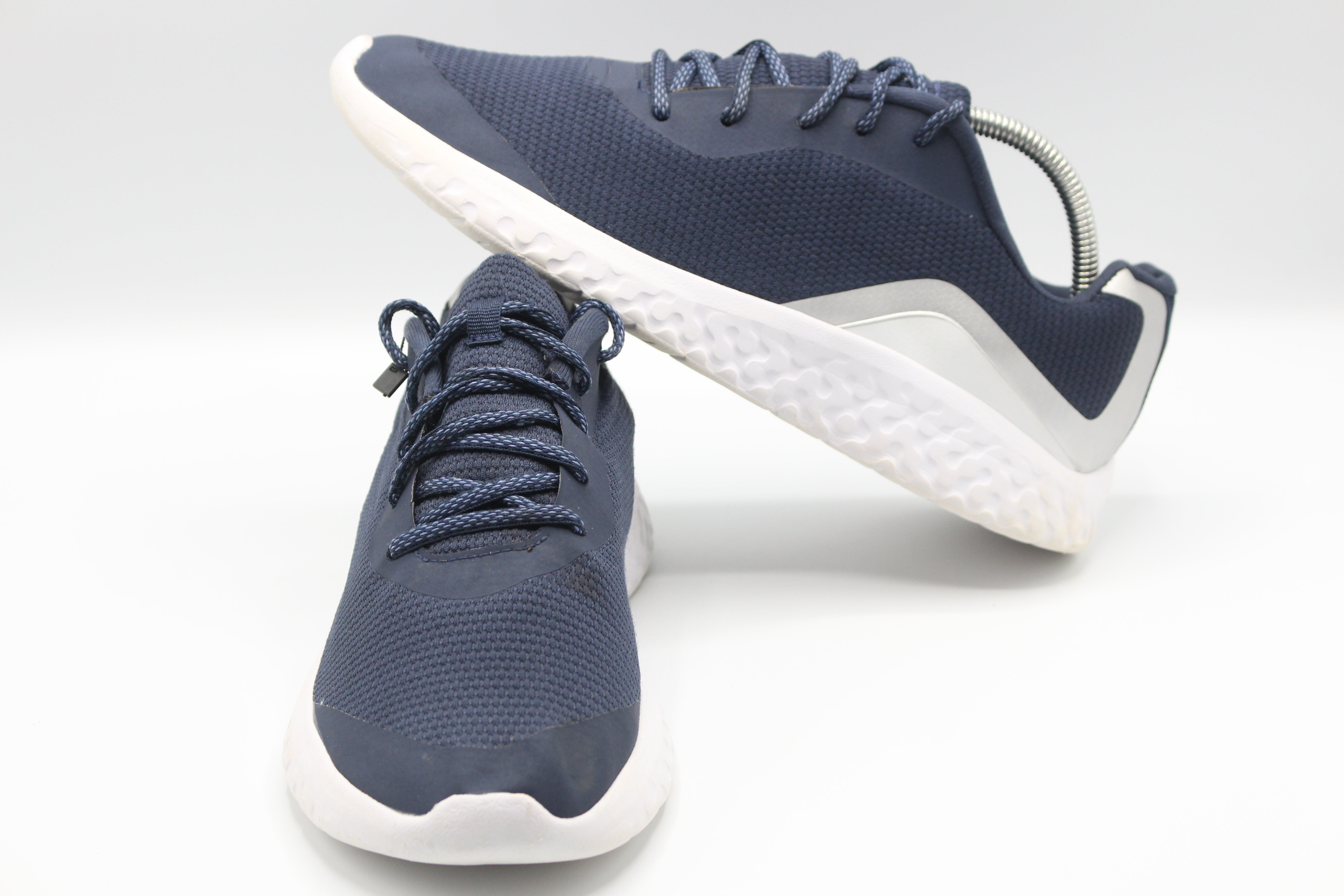 FABRIC Athletic Works Women's Jogger Sneakers EUR SIZE 42