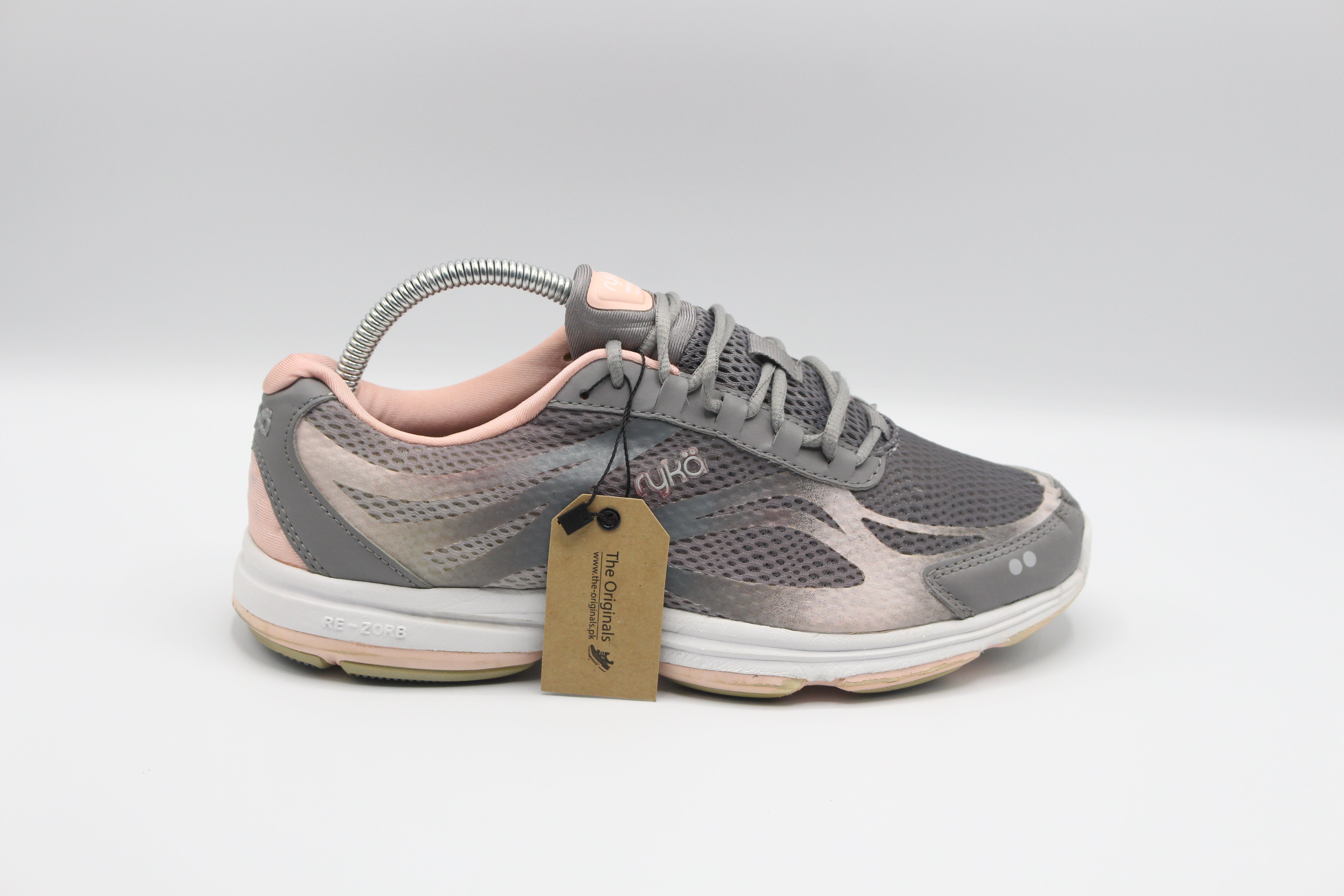 RYKA SKY WALK FIT SHOES         EUR SIZE 38.5