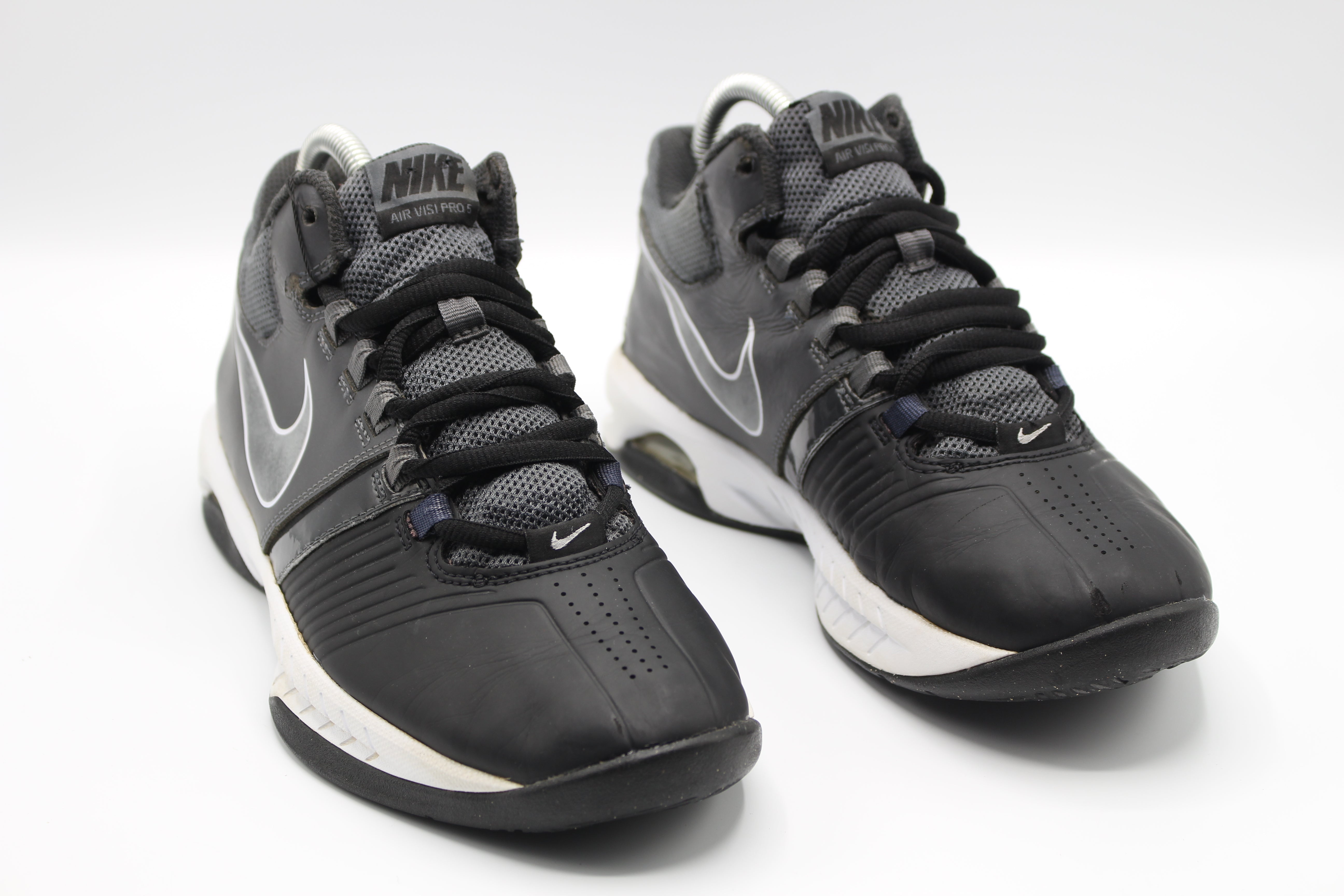 Nike Women's Air Visi Pro V   Shoes Black/Silver    EUR SIZE  39