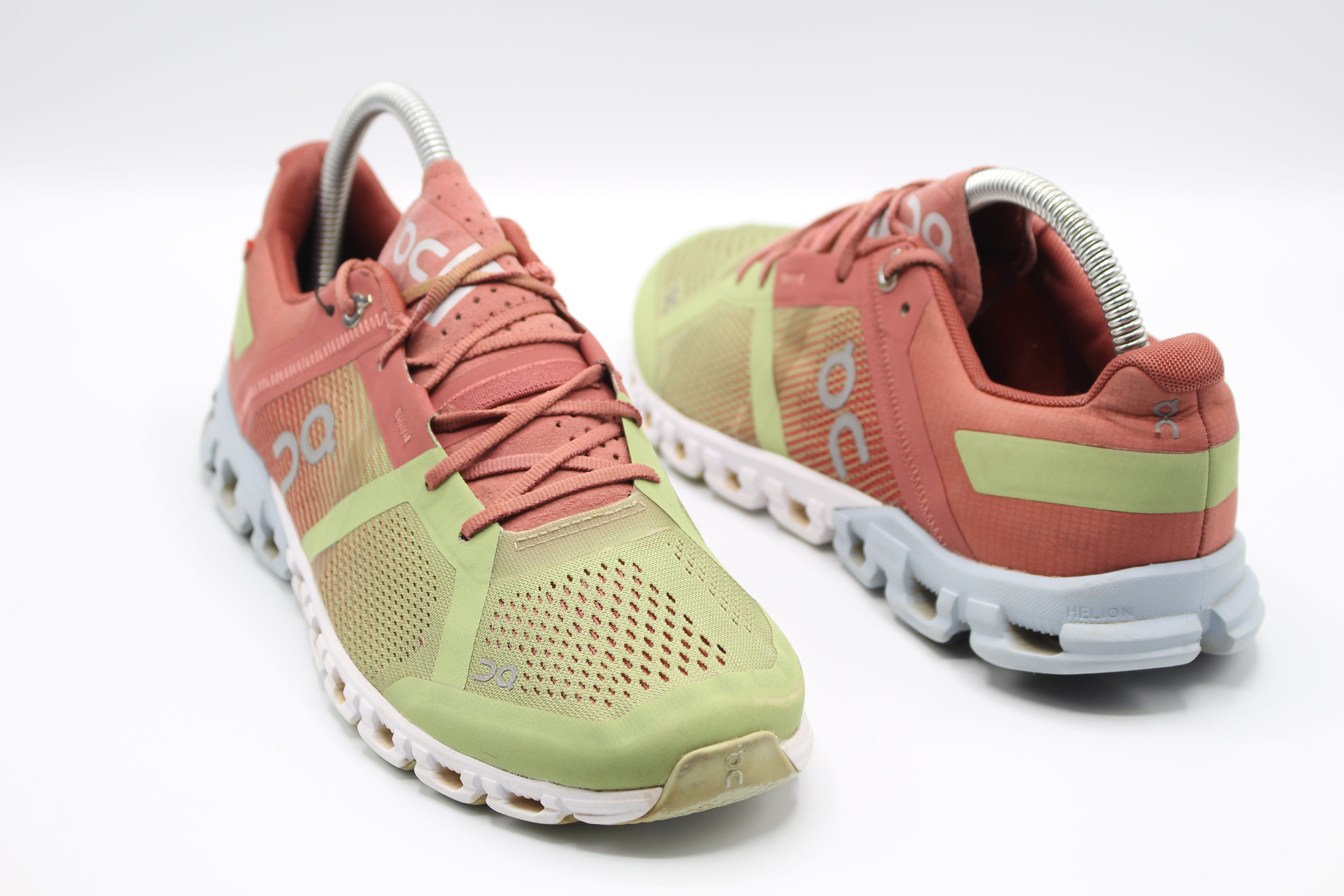On Running Cloudflow Women's Running Shoe Guava    EUR SIZE  39