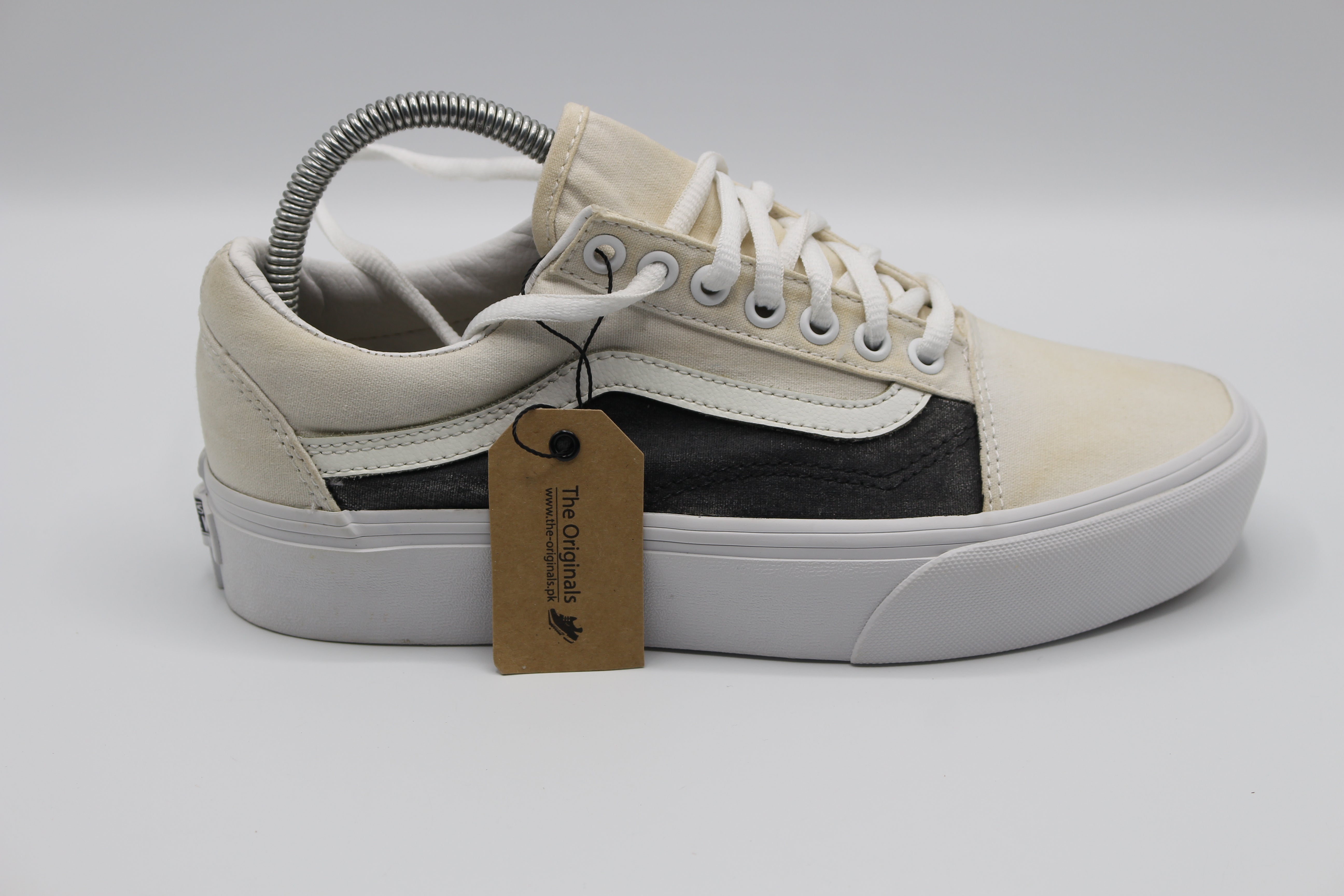 vans old  black and tan     EUR SIZE 39