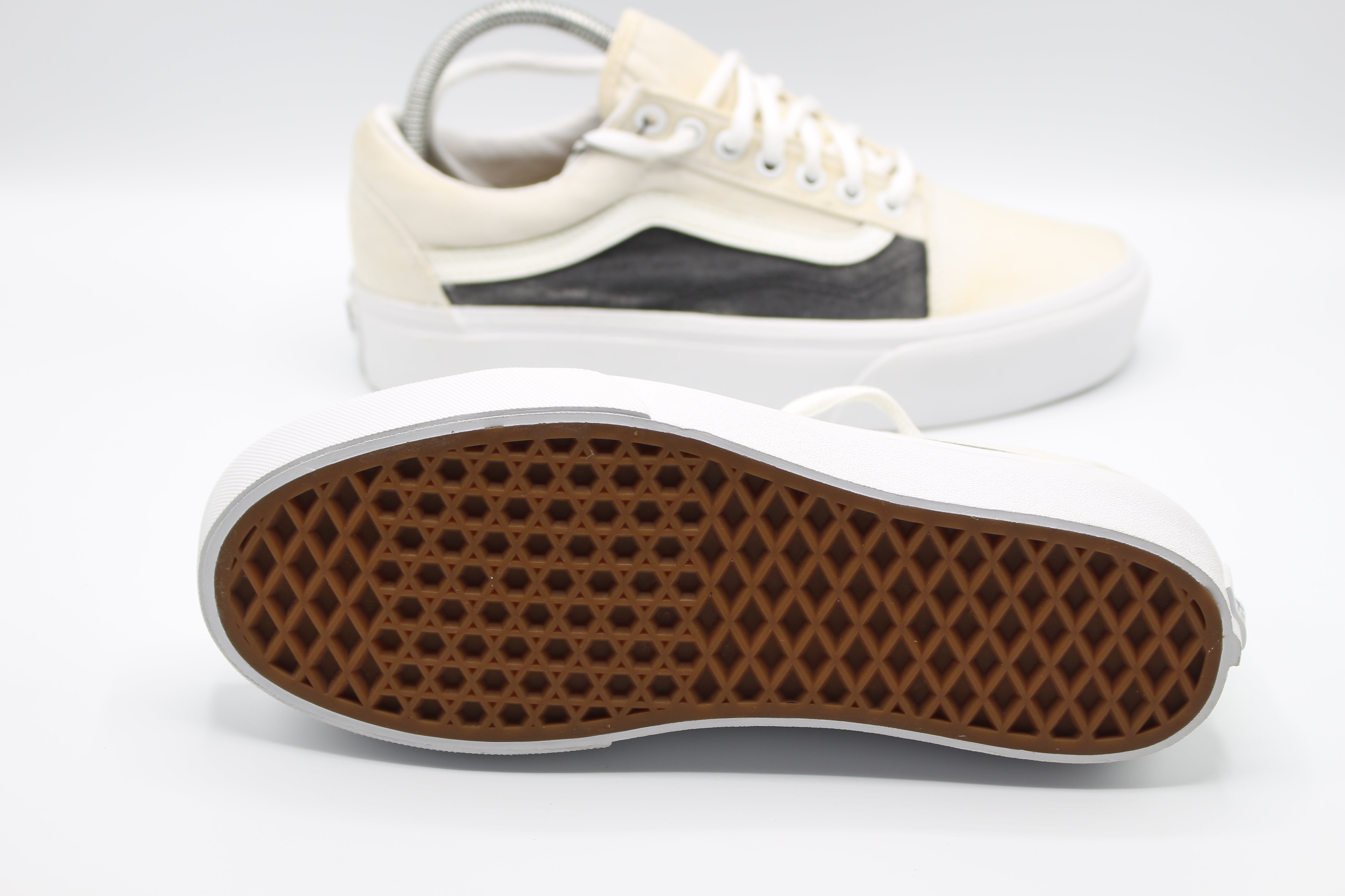 vans old  black and tan     EUR SIZE 39