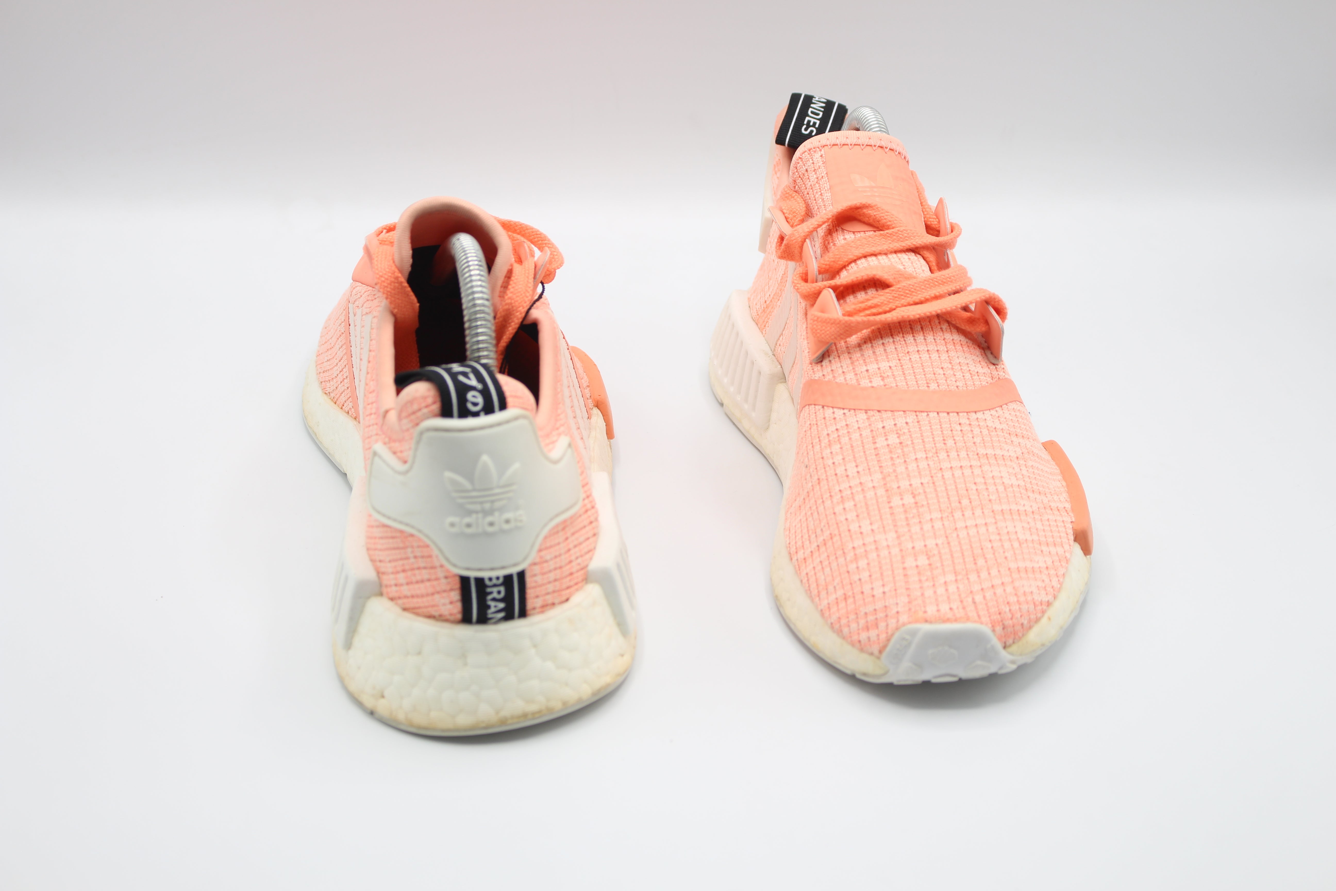 Adidas WOMEN NMD R1 Sun Glow Orange Apricot     EUR SIZE 40