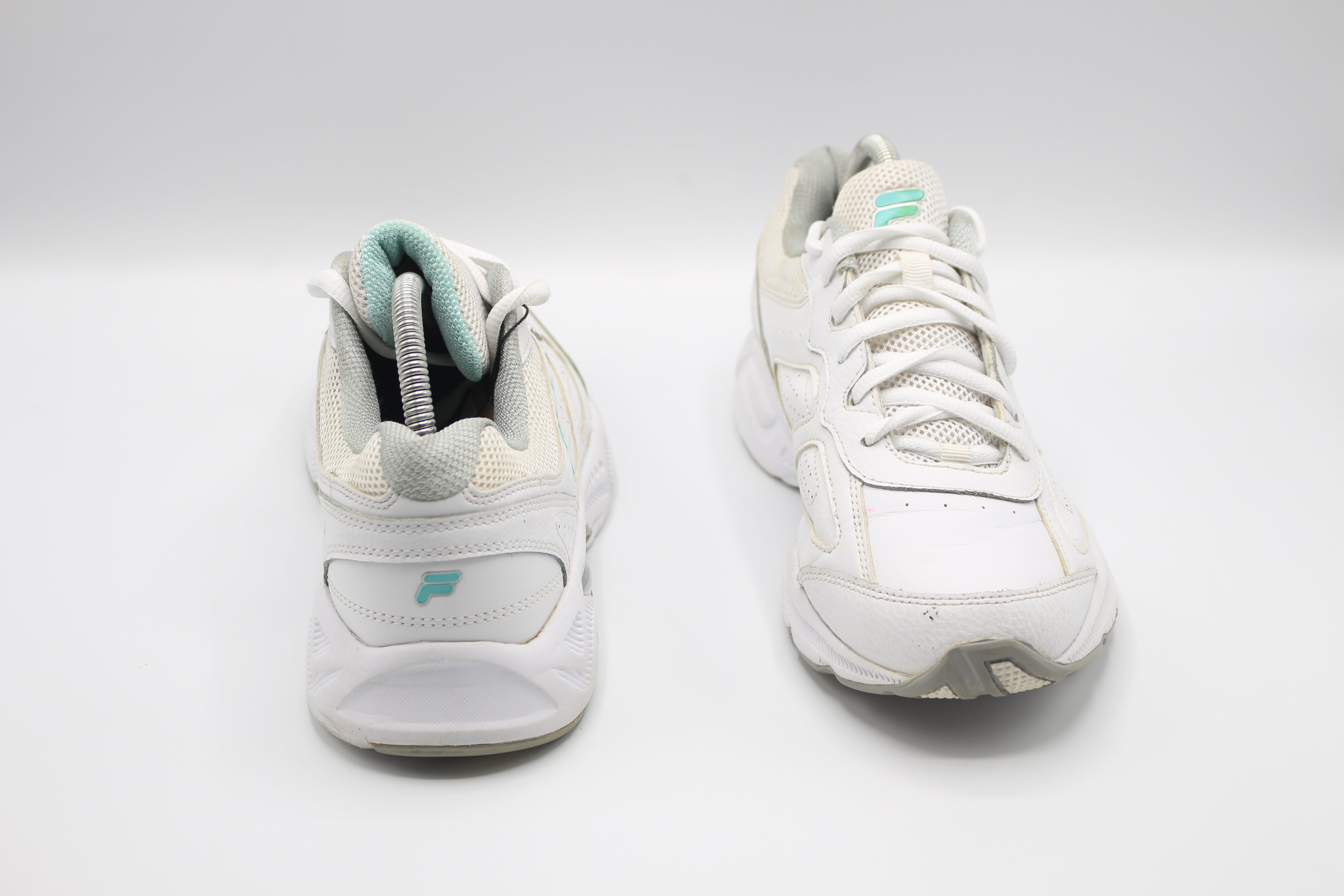 Fila GLIMPSE DLS Memory Foam Womens Size 10 Athletic Sneakers White      EUR SIZE 41