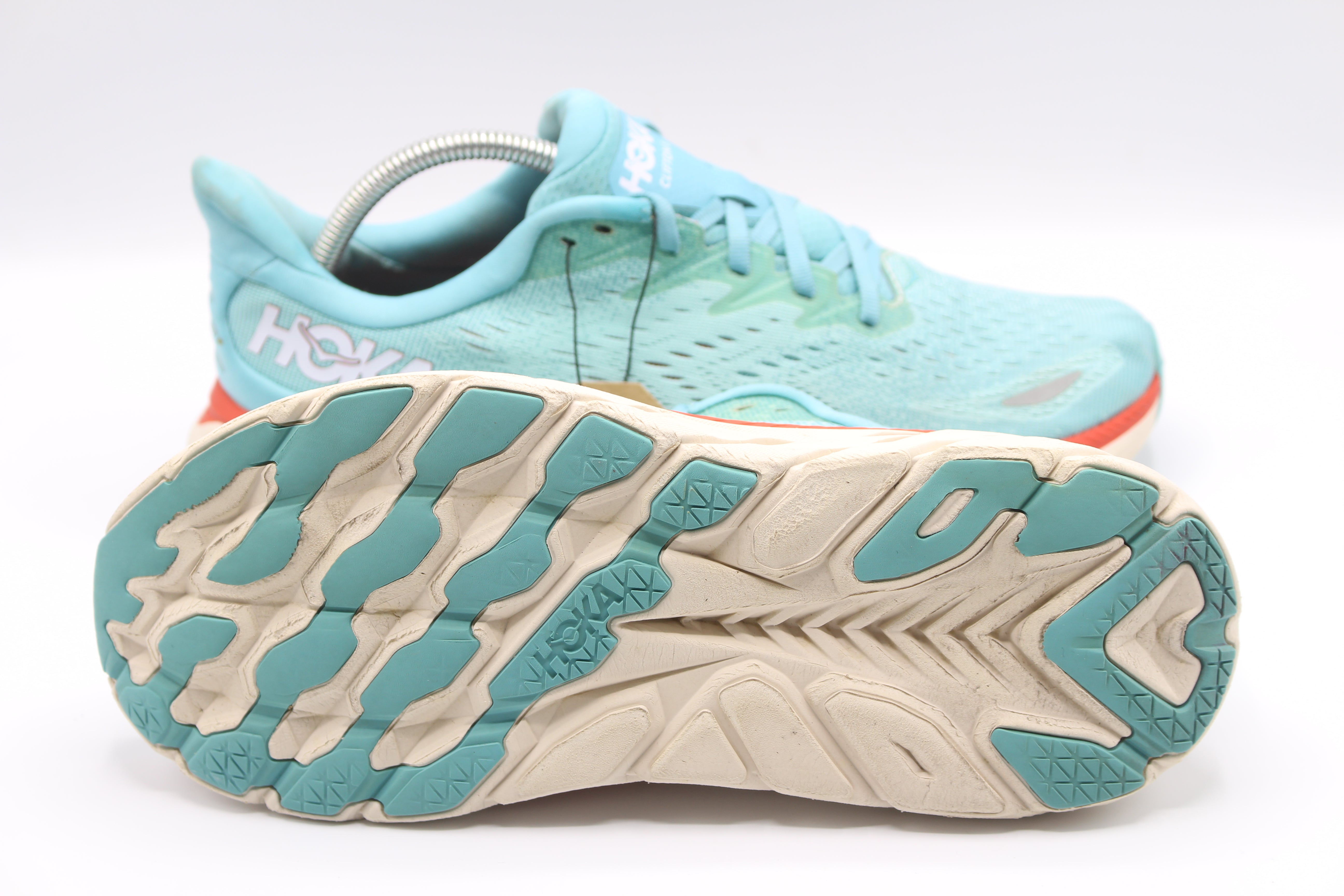 Hoka Women's Clifton 8 Running Shoe          EUR SIZE 42