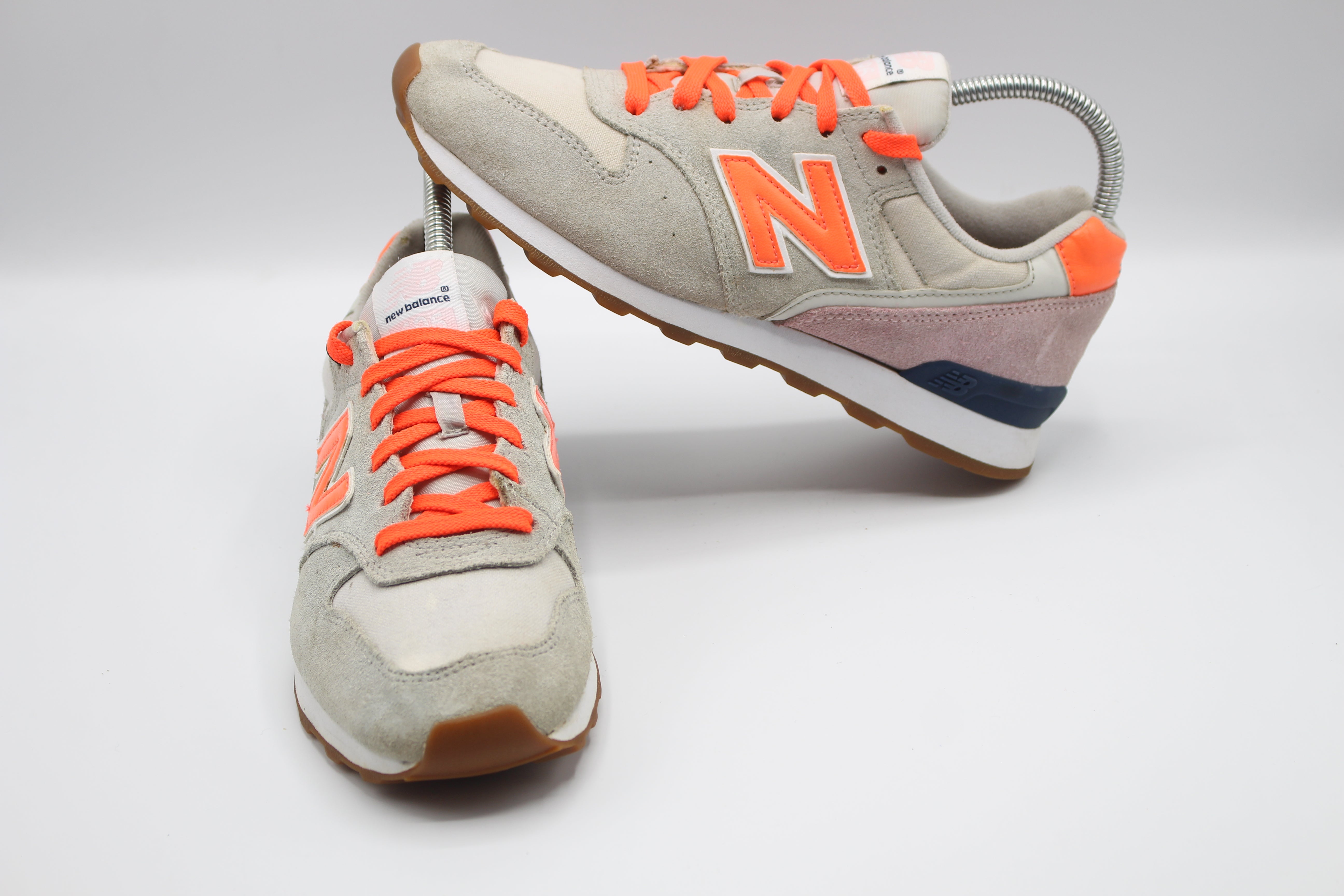 New Balance 410 classics womens   Grey Orange                EUR SIZE  37.5