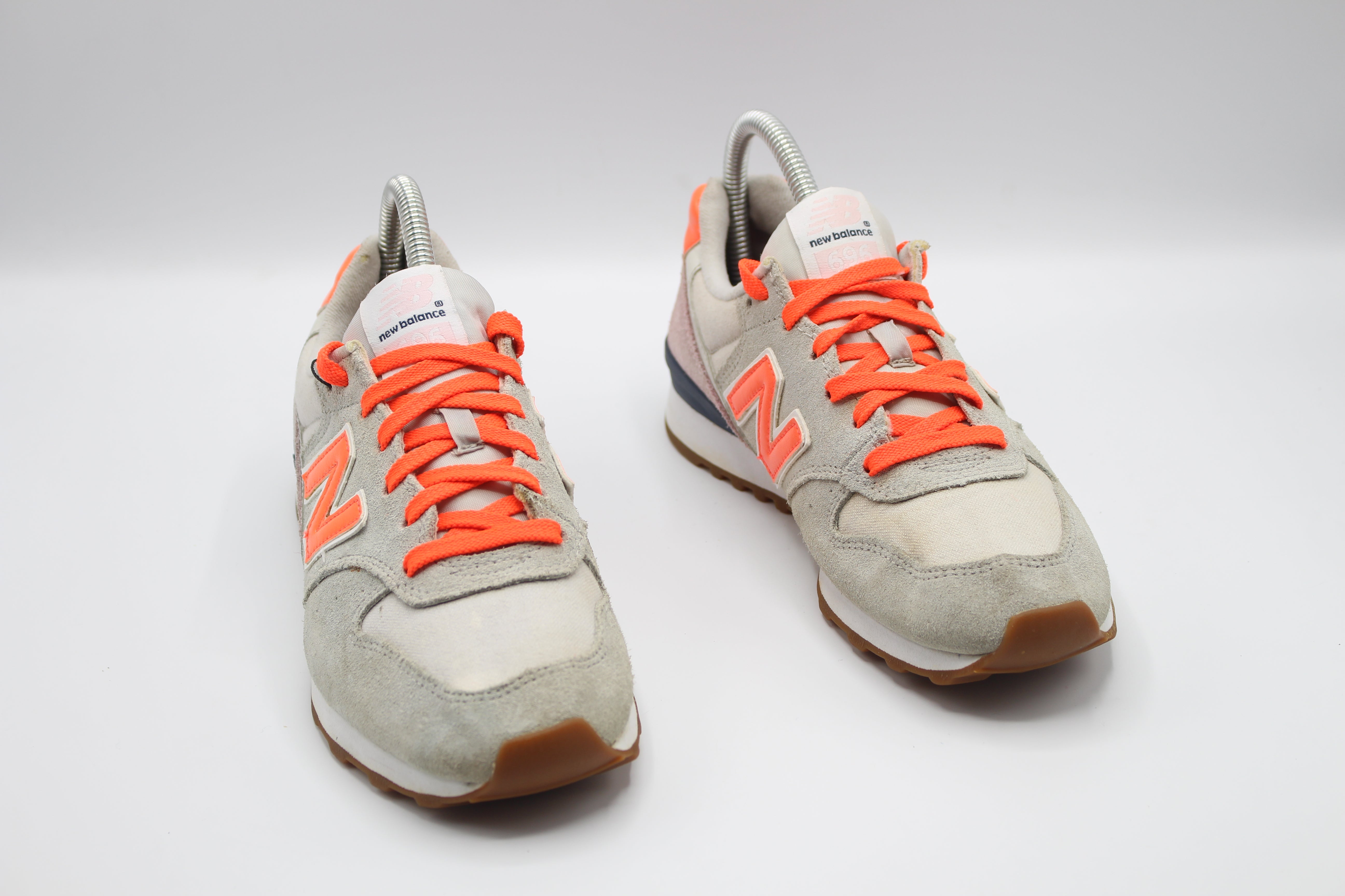 New Balance 410 classics womens   Grey Orange                EUR SIZE  37.5