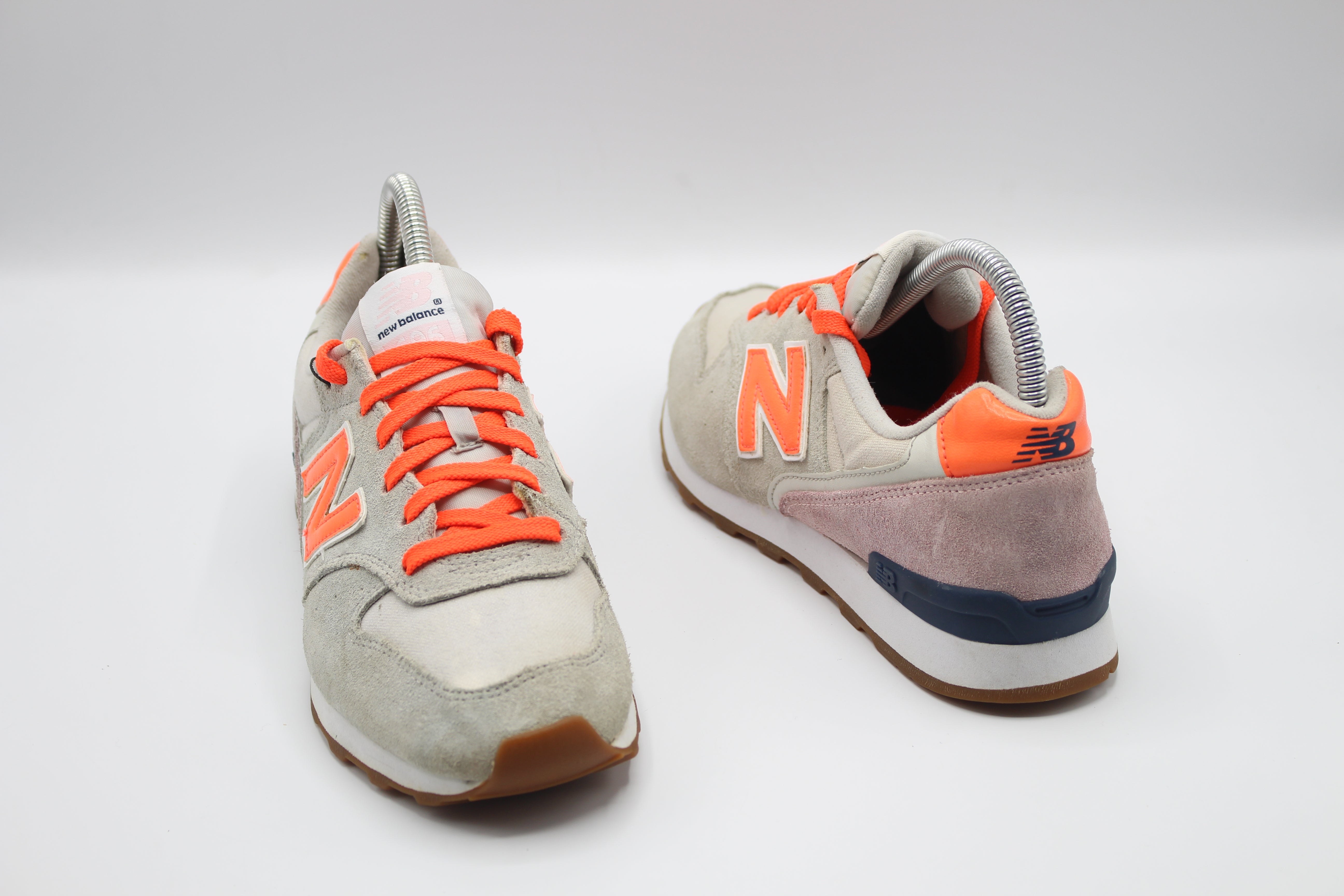 New Balance 410 classics womens   Grey Orange                EUR SIZE  37.5