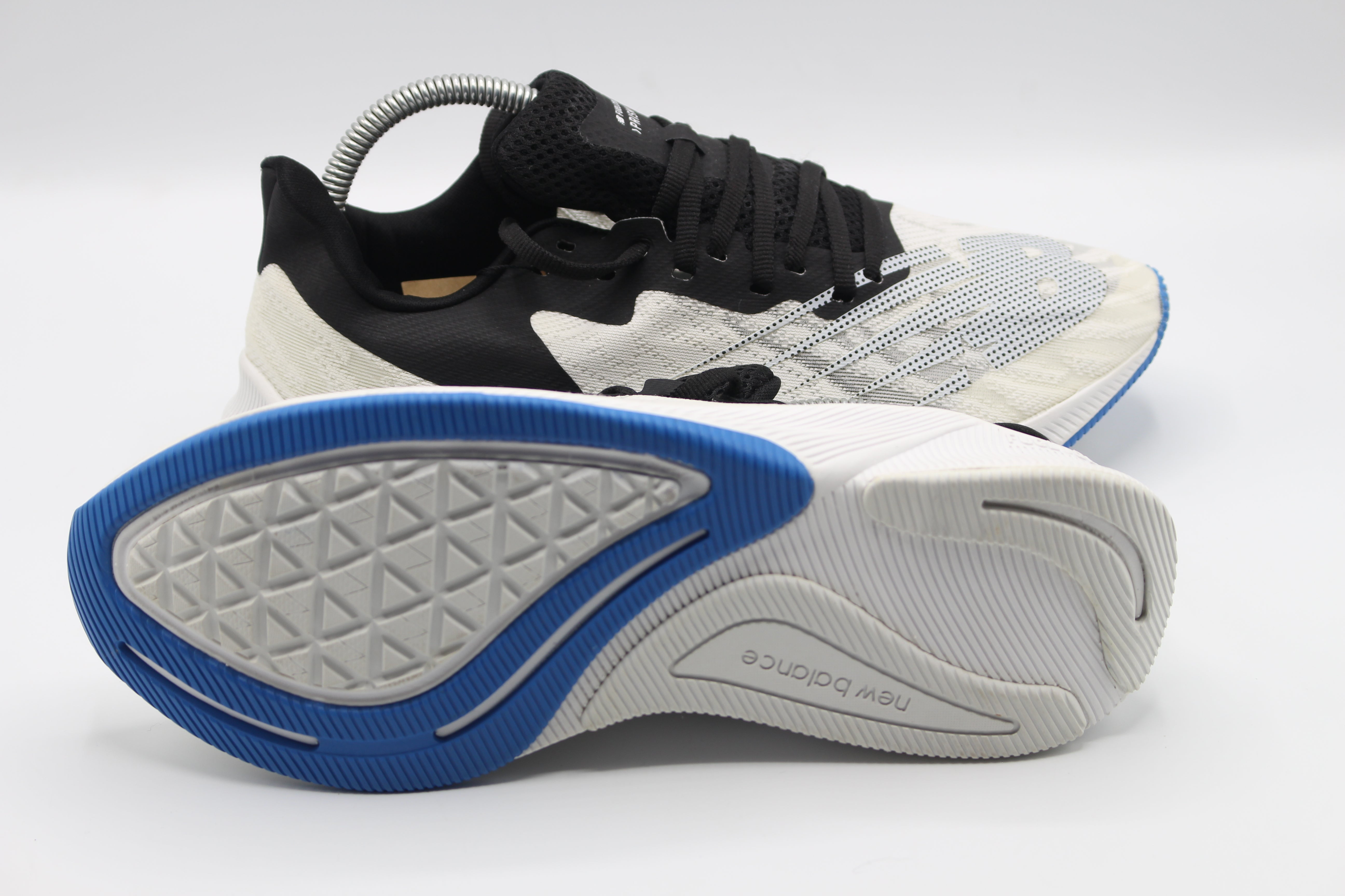FuelCel V1 Running Shoe             EUR SIZE 40