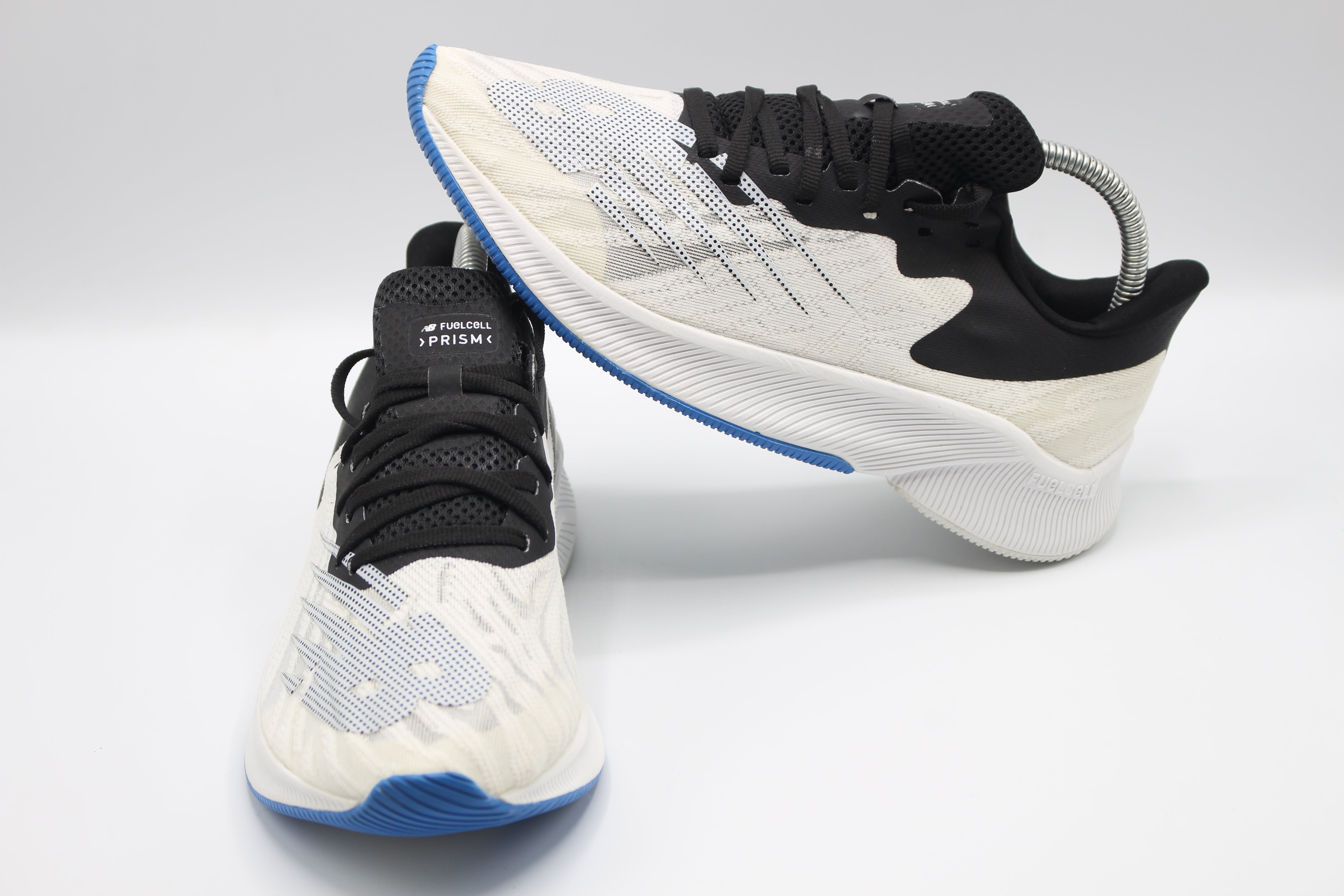 FuelCel V1 Running Shoe             EUR SIZE 40