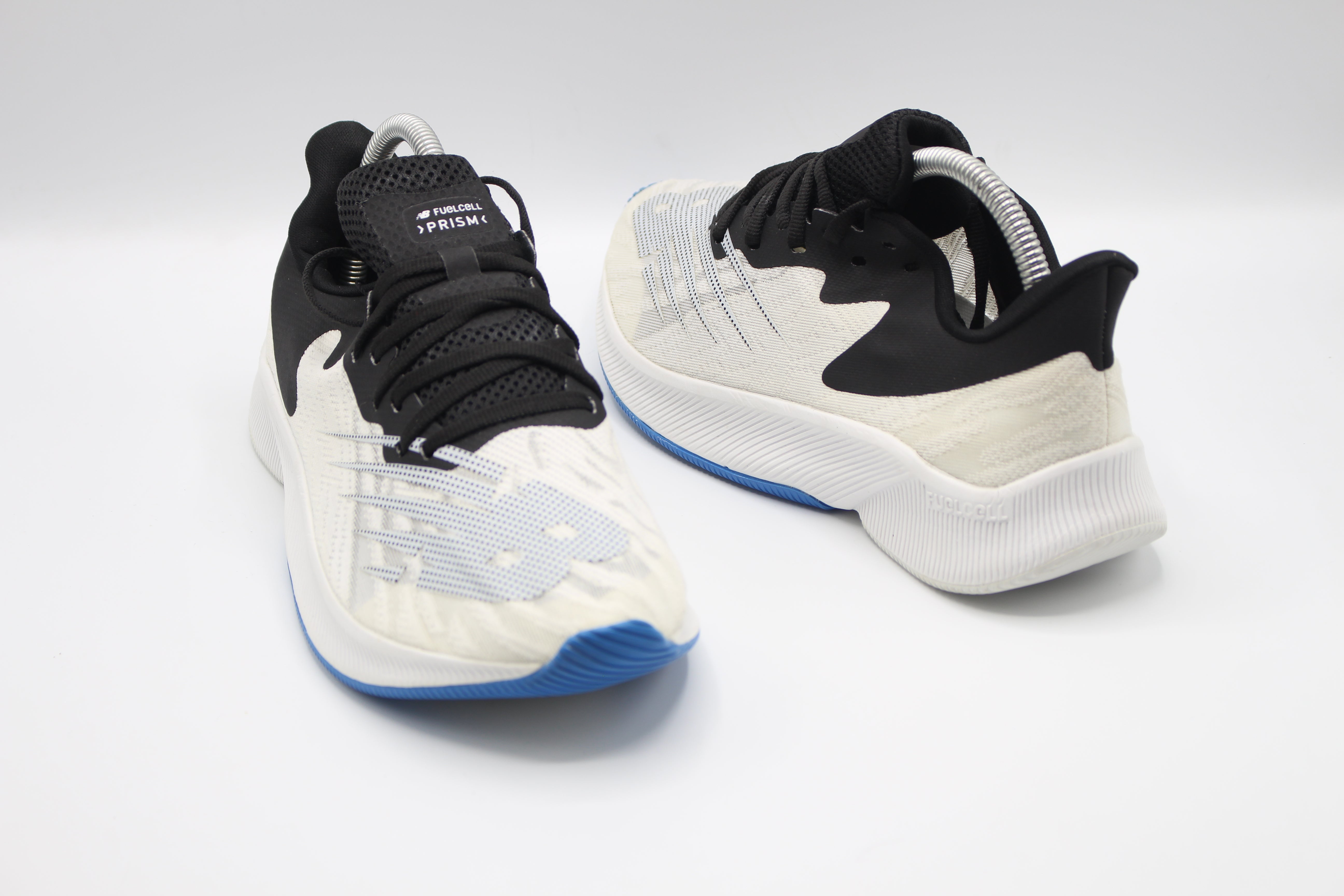 FuelCel V1 Running Shoe             EUR SIZE 40