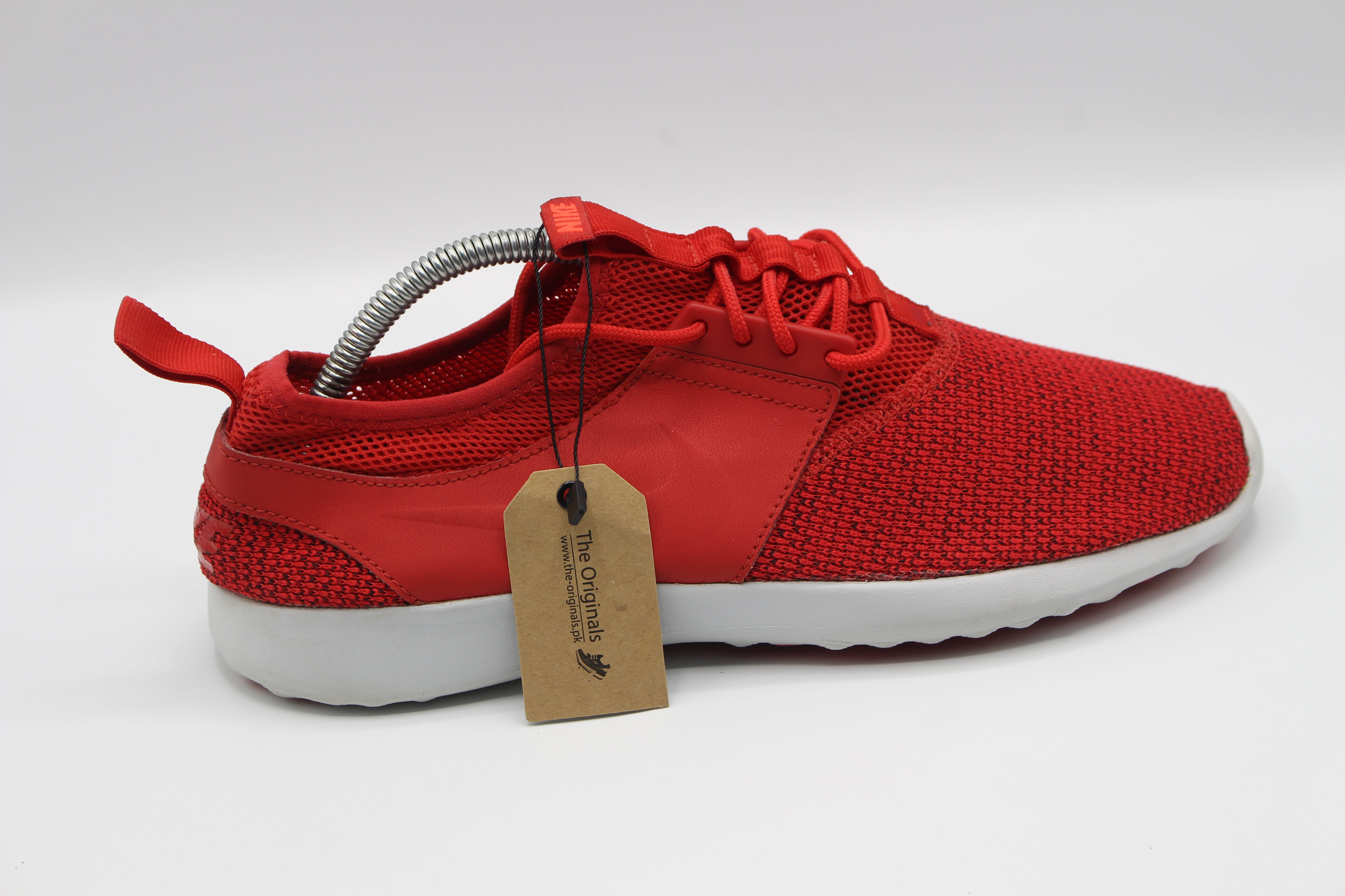 Nike Juvenate Athletic Shoes   Women   EUR SIZE   40