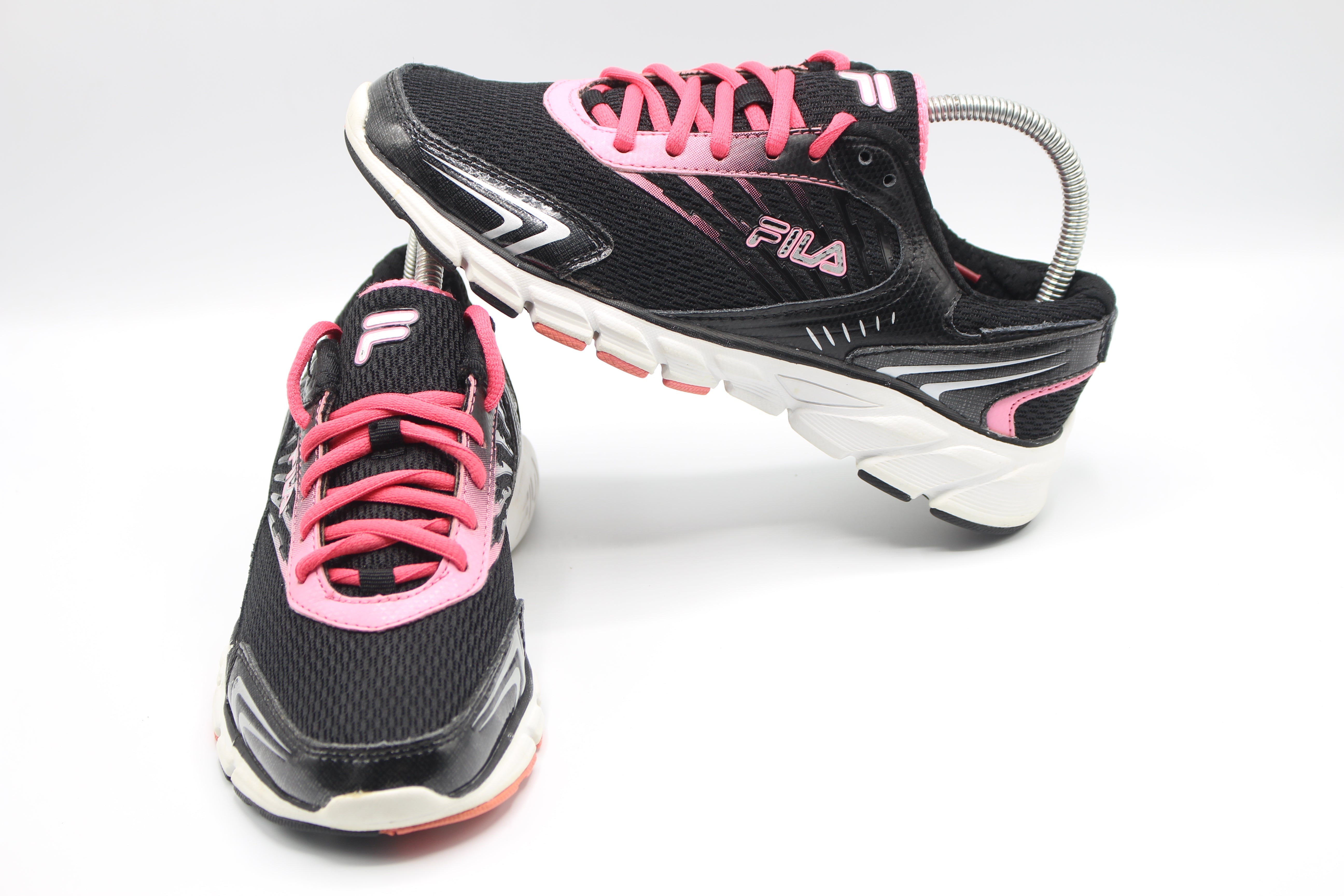 FILA SPORT LIGHTWEIGHT PINK & BLACK RUNNING TRAINING SHOES               EUR SIZE  41.5