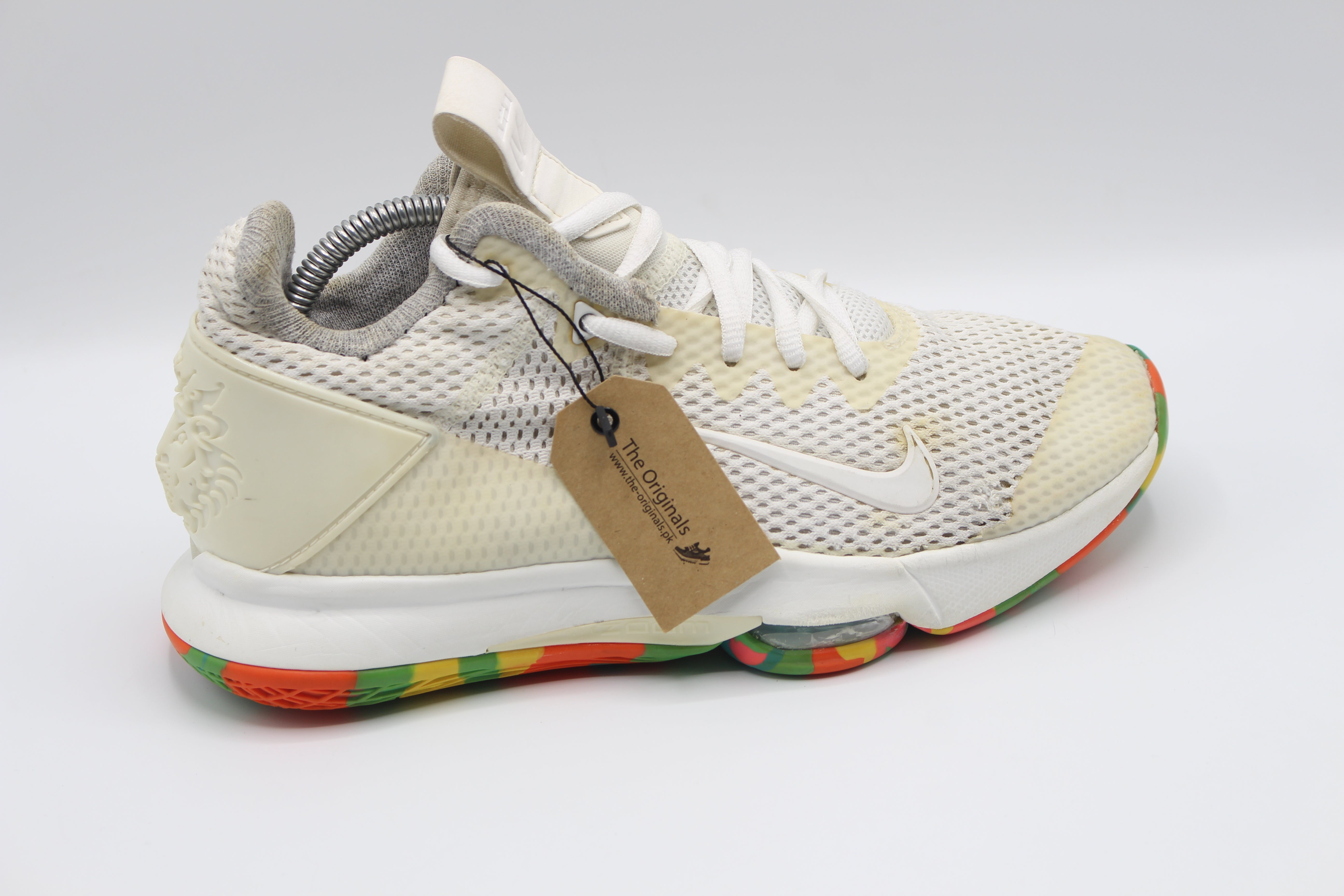 Nike LeBron Witness 4 White Multi Camo             EUR SIZE 41