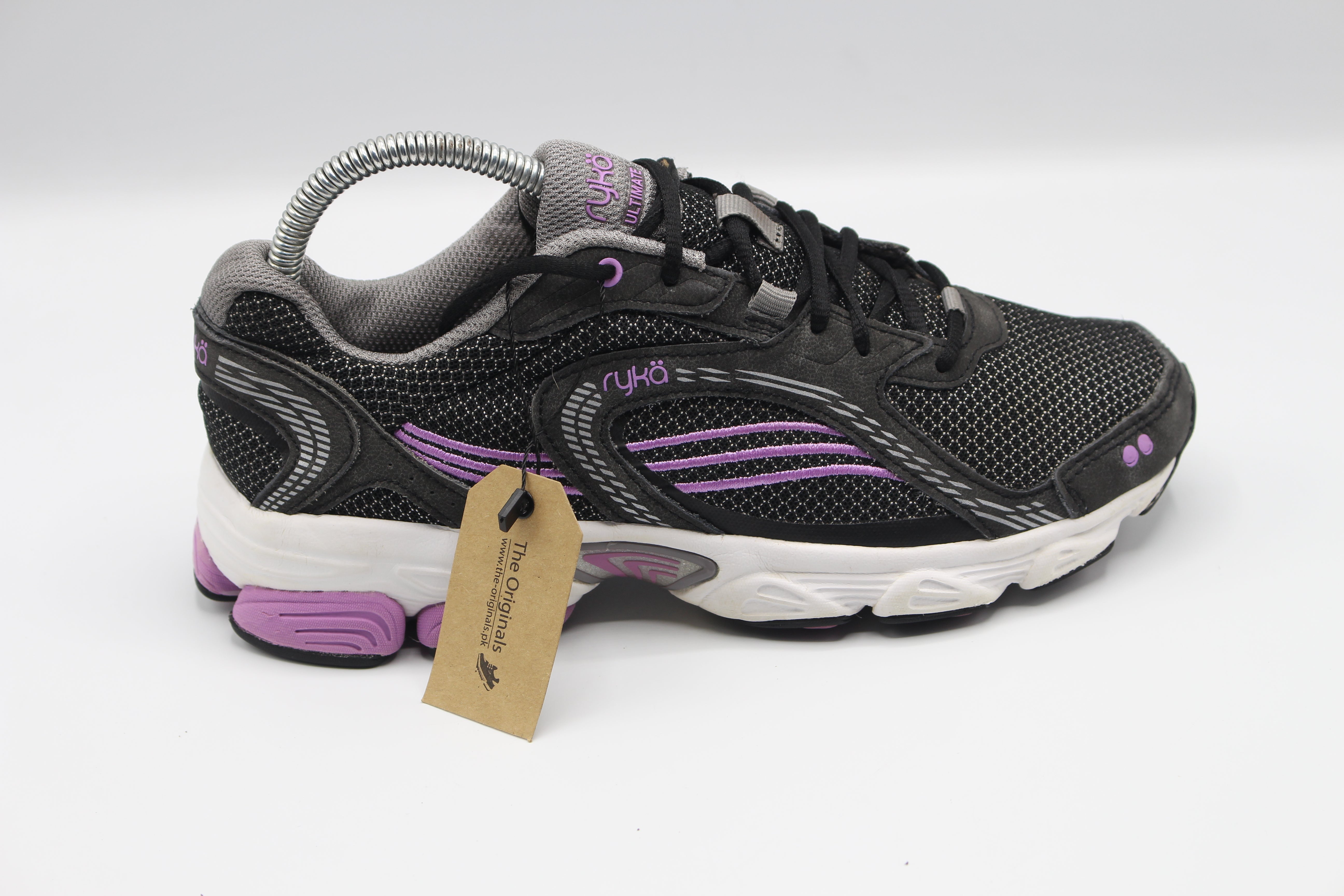 Ryka Ultimate Women s Athletic Running Sneaker                     EUR SIZE 39