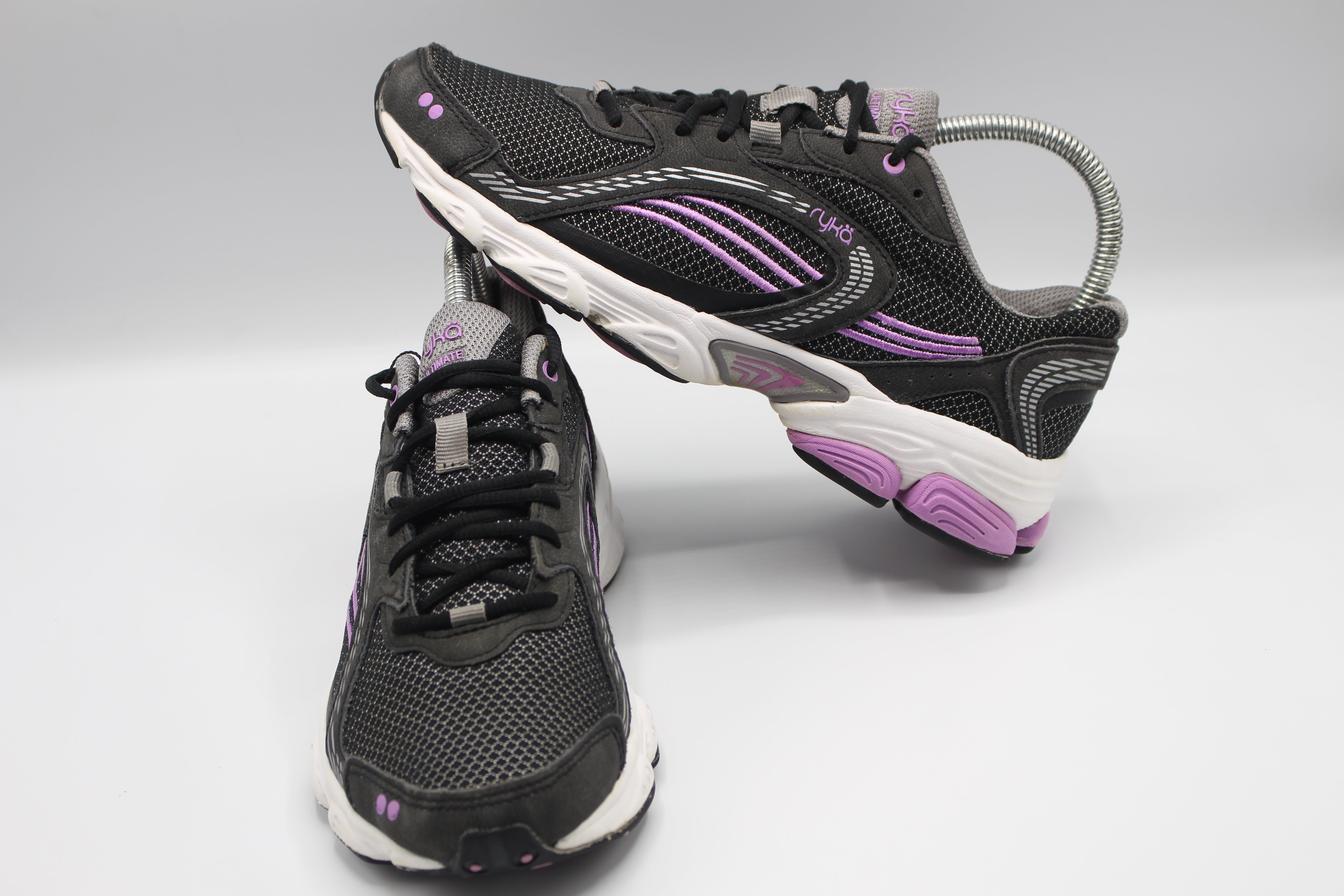 Ryka Ultimate Women s Athletic Running Sneaker                     EUR SIZE 39