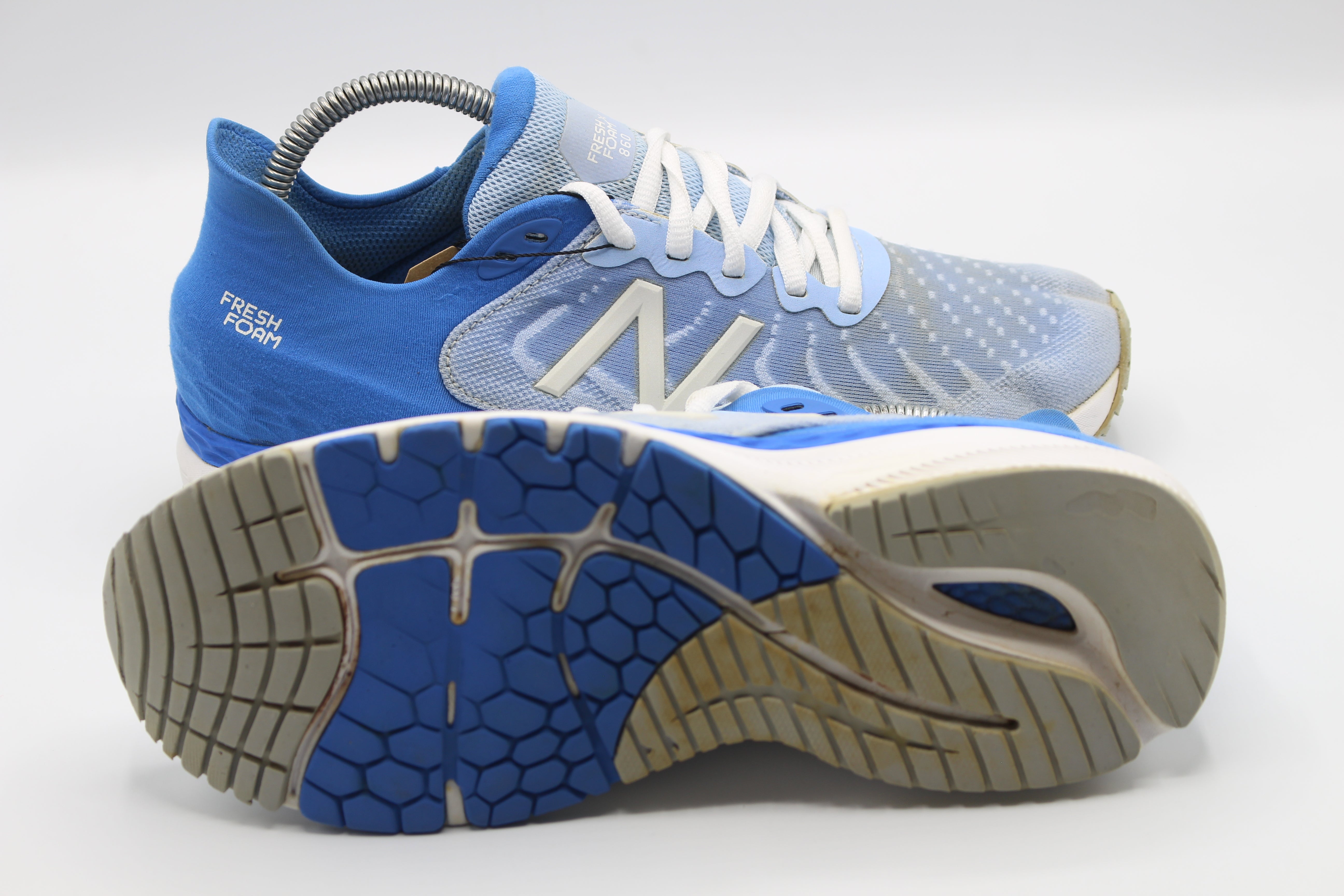 New Balance Womens Fresh Foam x 860v11 Gym Athletic and Training Shoes Blue                EUR SIZE 39