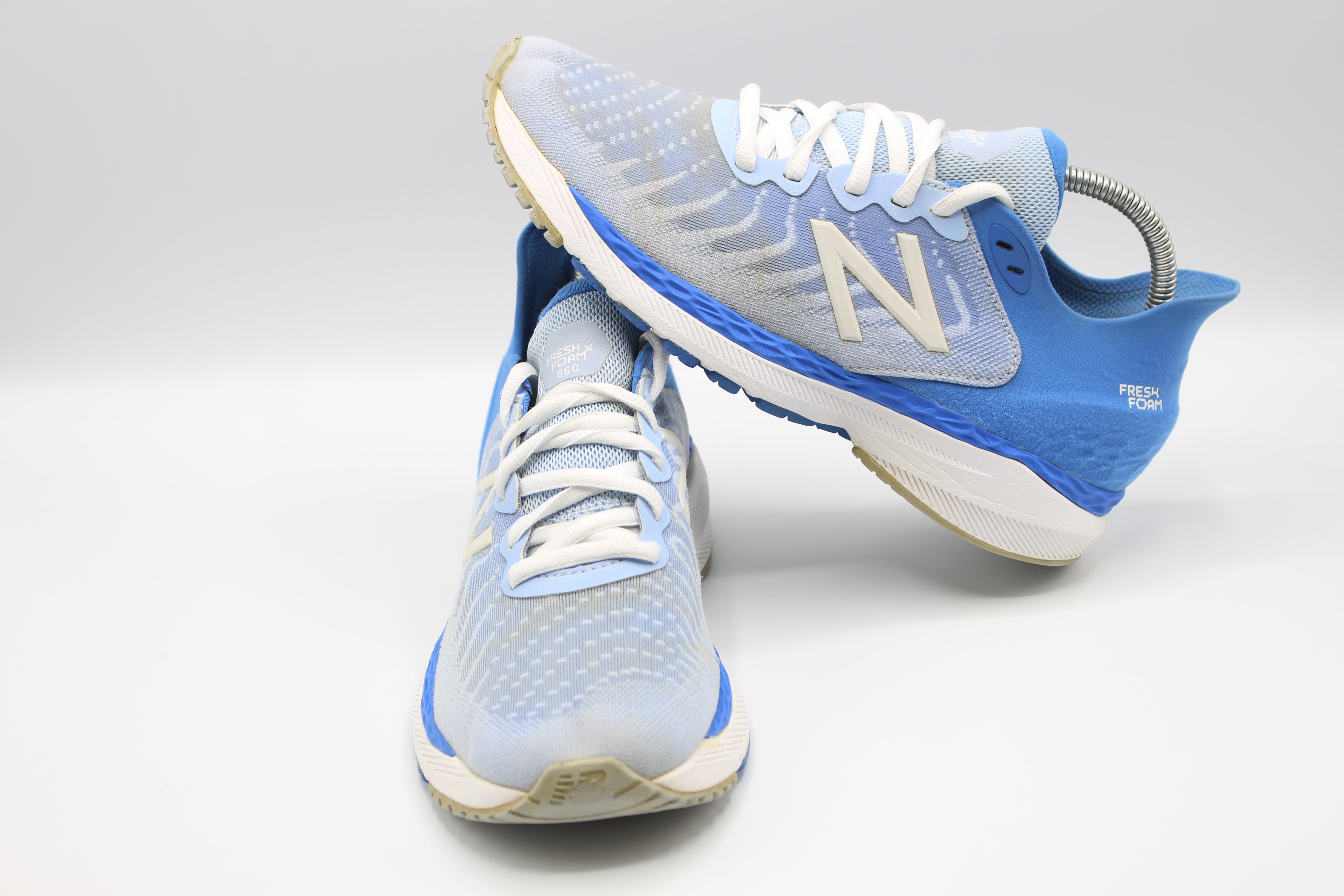 New Balance Womens Fresh Foam x 860v11 Gym Athletic and Training Shoes Blue                EUR SIZE 39