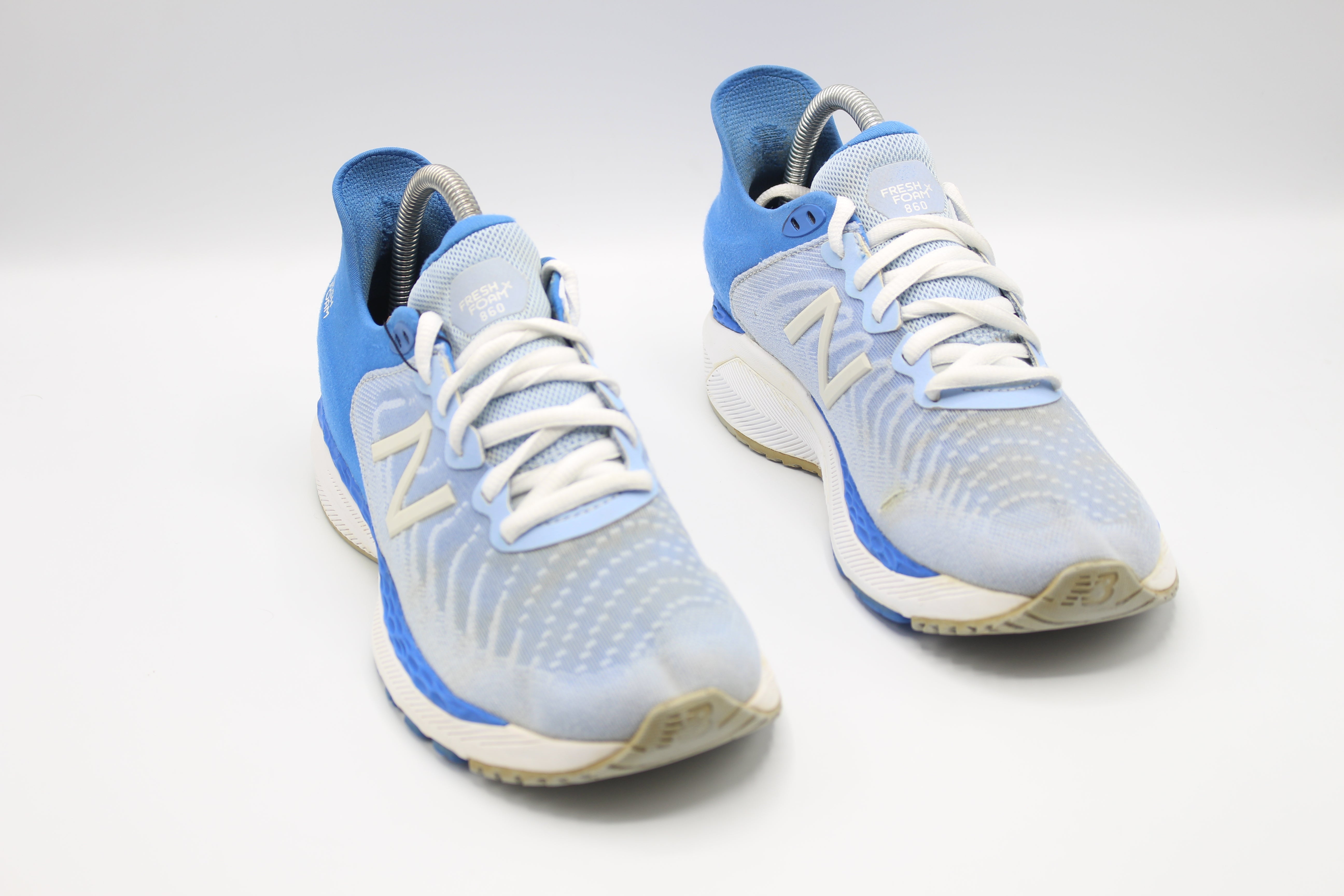 New Balance Womens Fresh Foam x 860v11 Gym Athletic and Training Shoes Blue                EUR SIZE 39