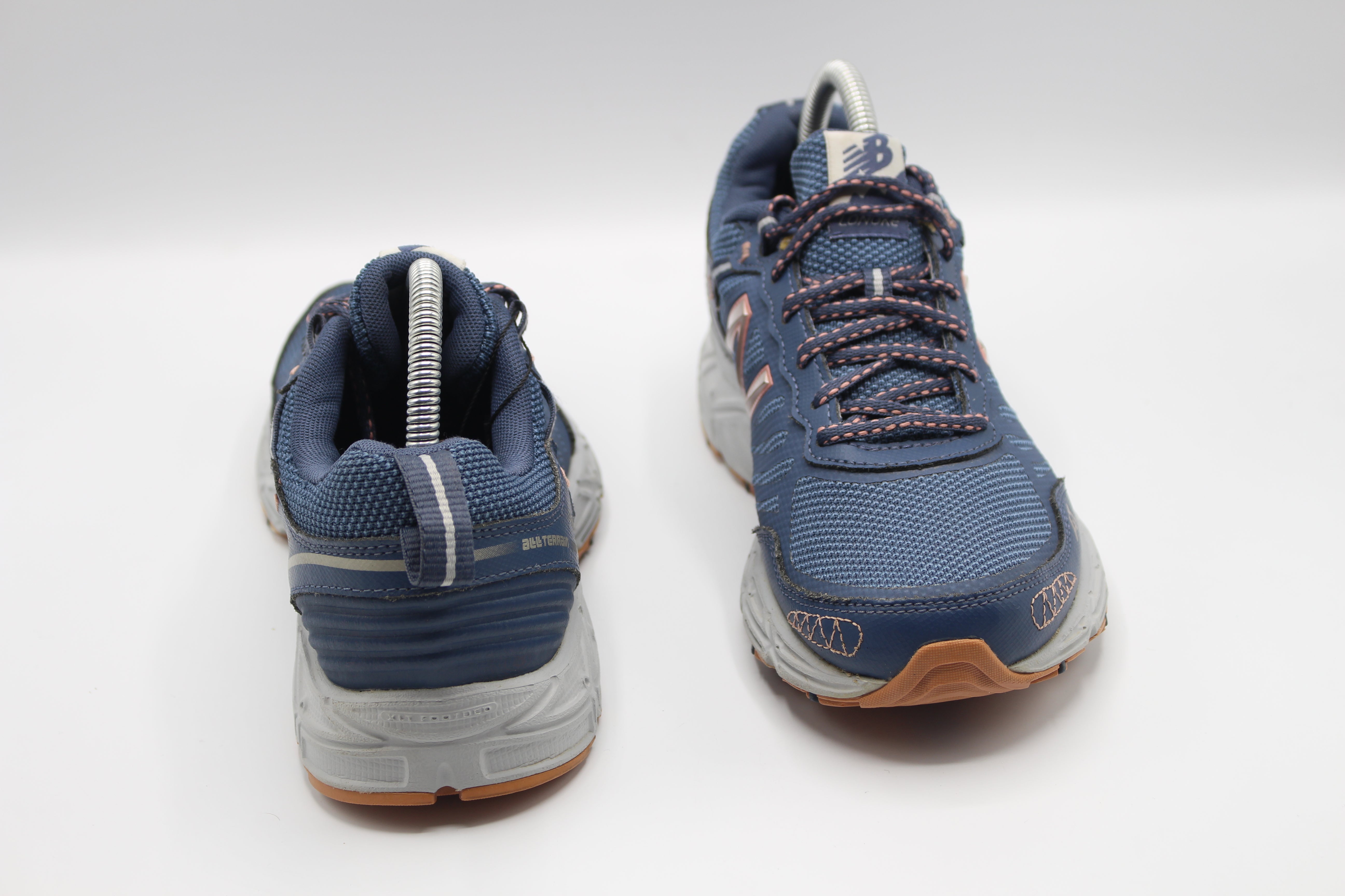 New Balance Men's Lonoke Trail-Running Shoe            EUR SIZE  40