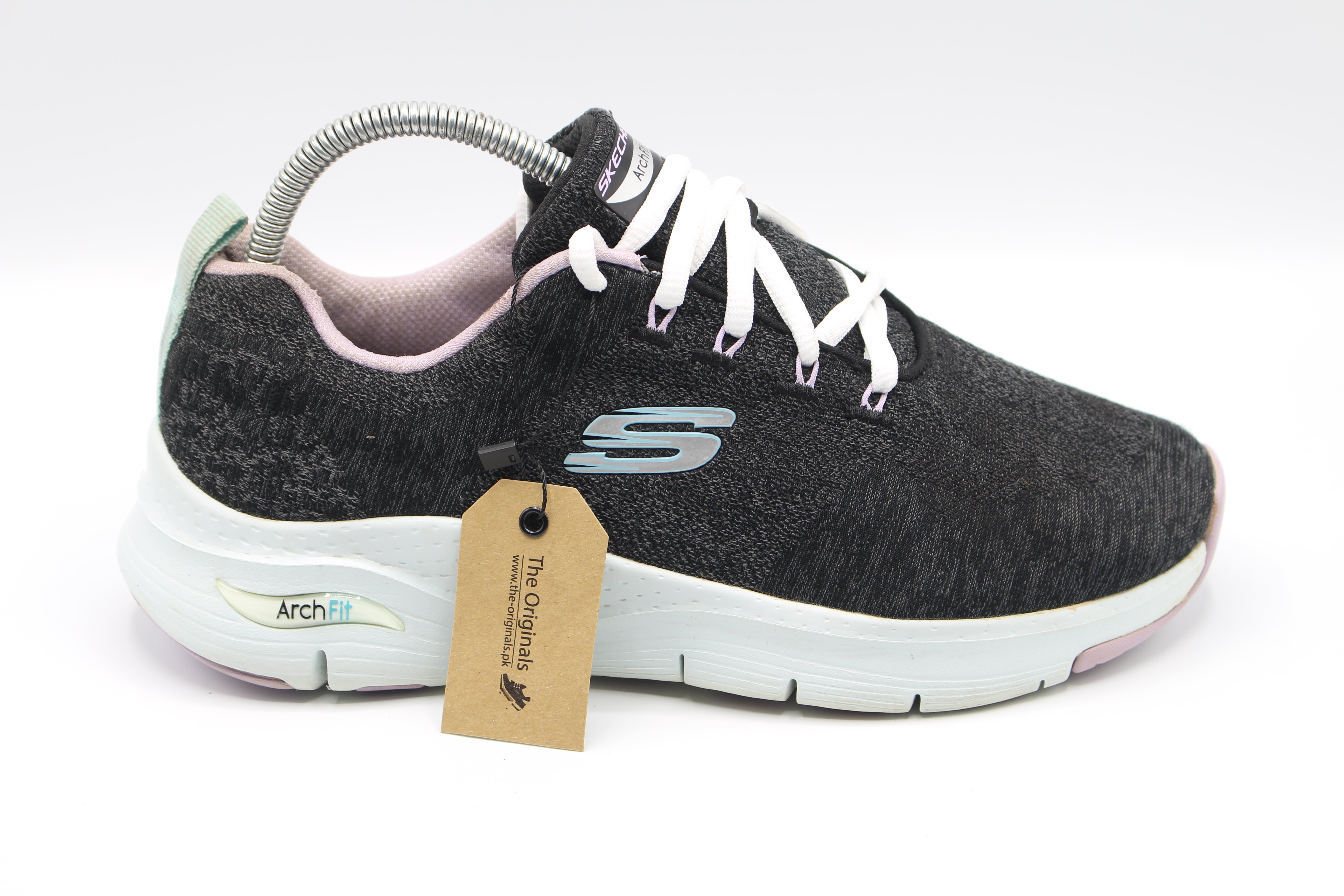 Skechers Women's Arch Fit Comfy Wave           EUR SIZE 38