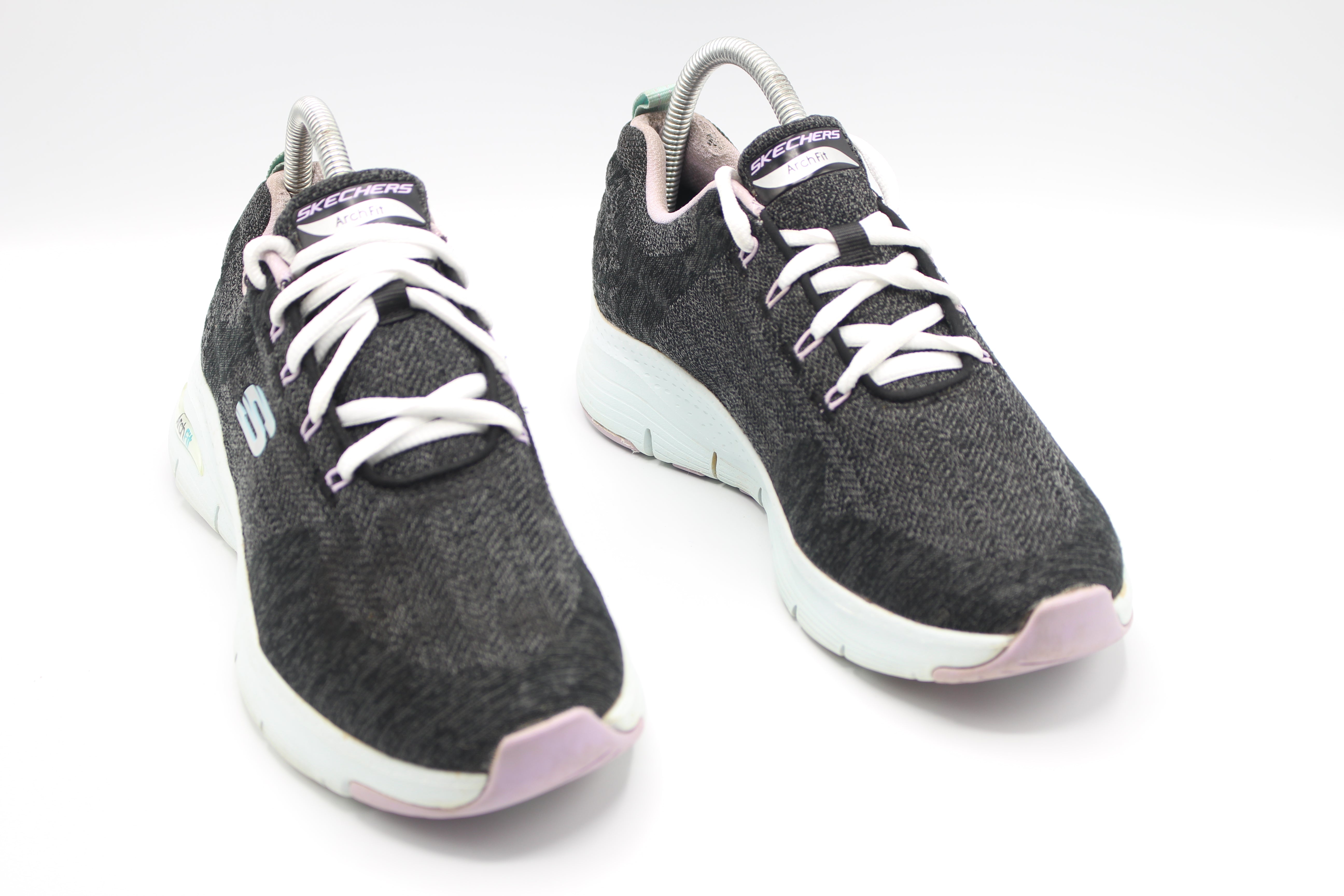 Skechers Women's Arch Fit Comfy Wave           EUR SIZE 38